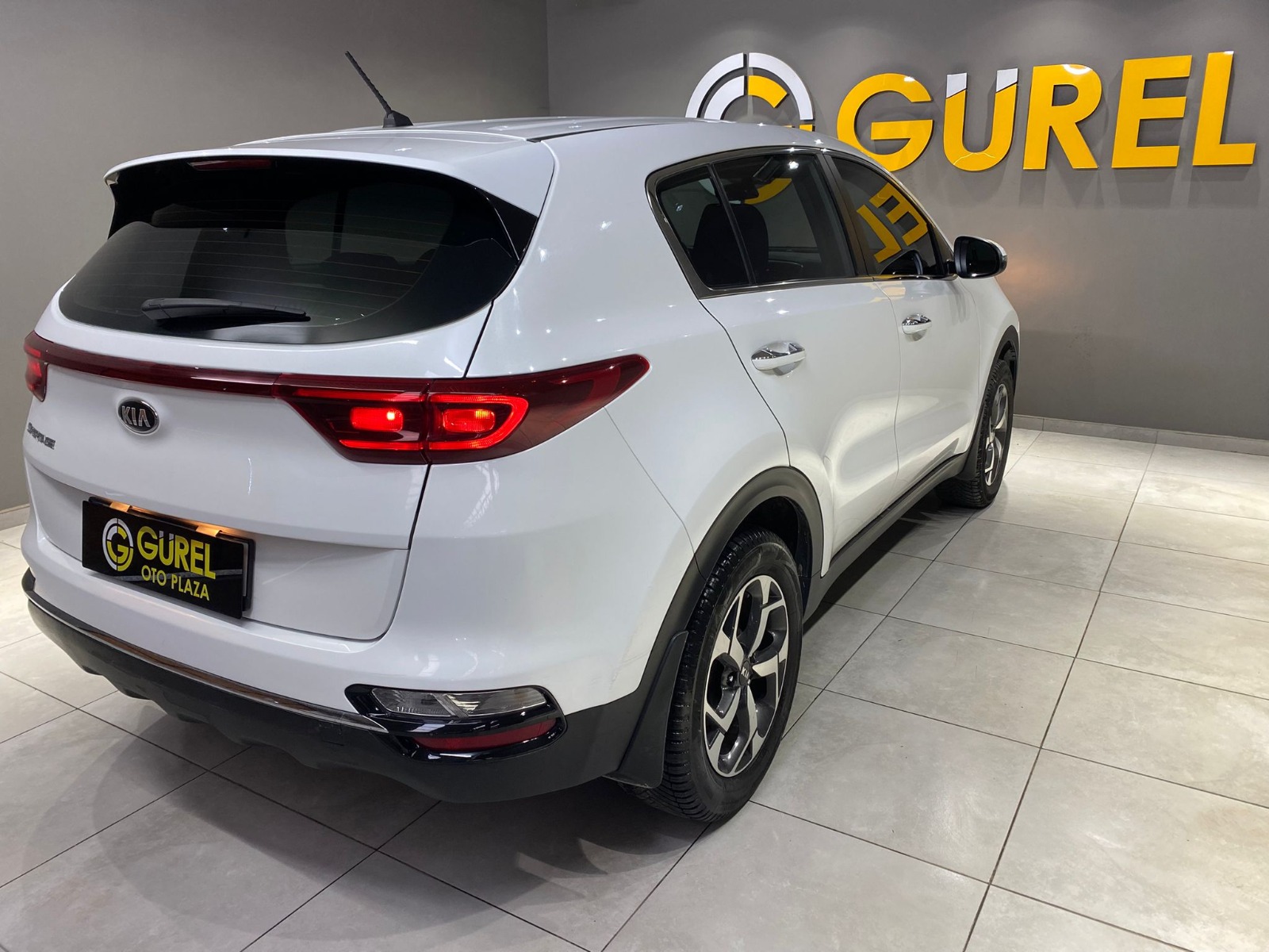 2020 Benzin Manuel Kia Sportage Beyaz Gürel Tasarım Aksesuar Otomotiv San. Tic. Ltd. Şti.