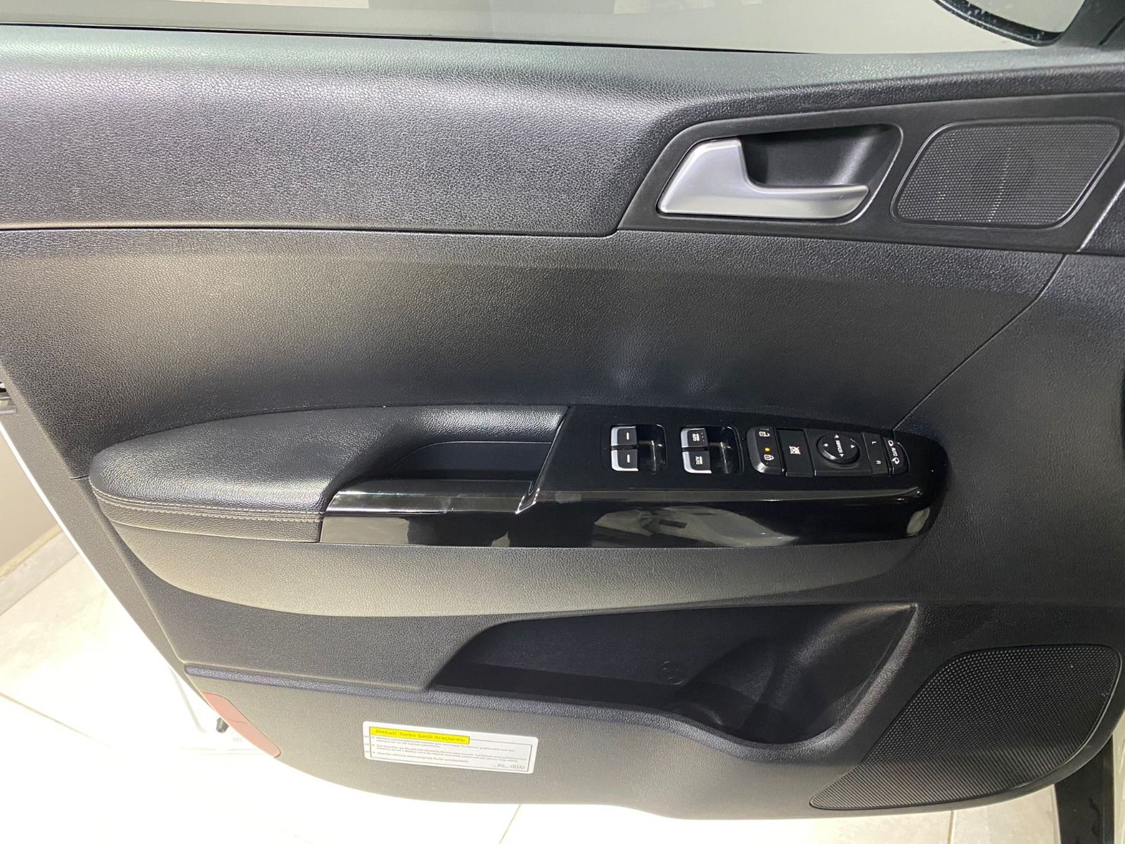 2020 Benzin Manuel Kia Sportage Beyaz Gürel Tasarım Aksesuar Otomotiv San. Tic. Ltd. Şti.