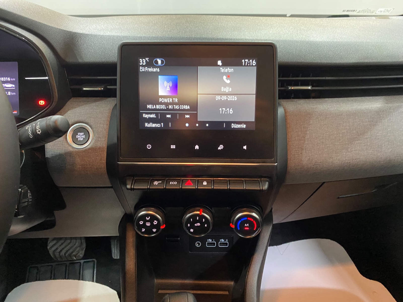 2026 Benzin Otomatik Renault Clio Beyaz Gürel Tasarım Aksesuar Otomotiv San. Tic. Ltd. Şti.