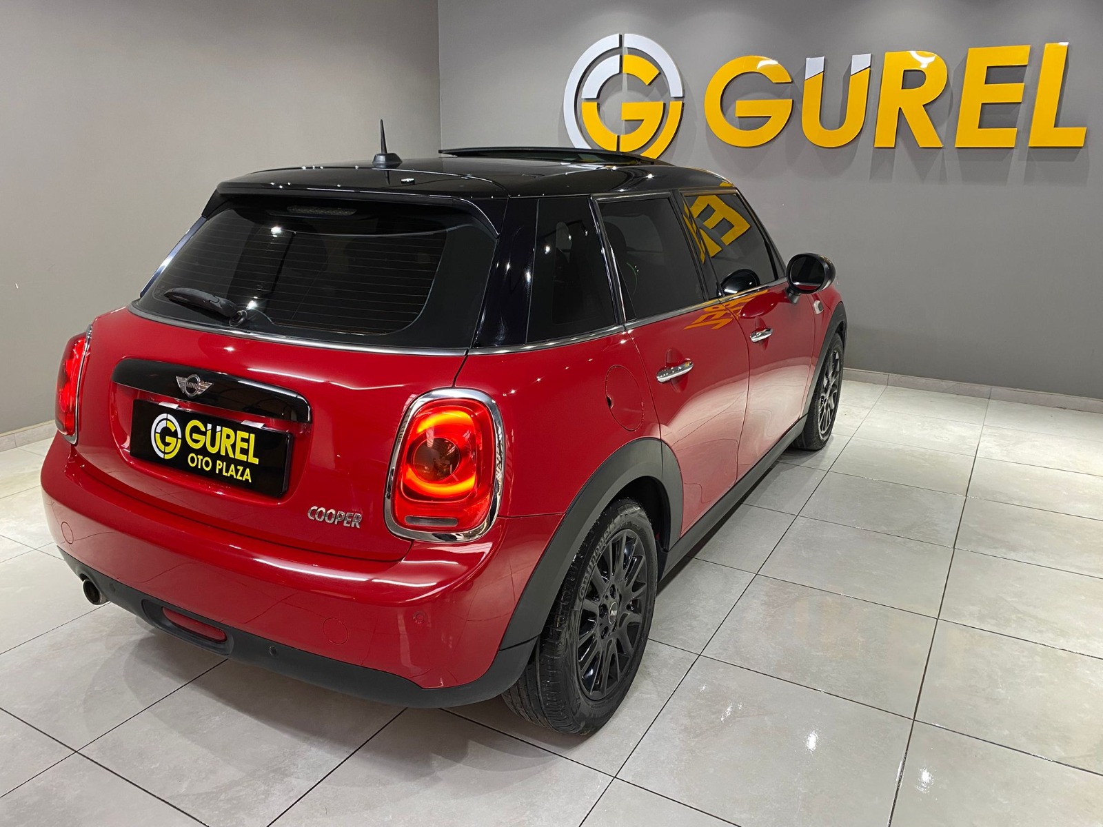 2017 Benzin Otomatik Mini Cooper Kırmızı Gürel Tasarım Aksesuar Otomotiv San. Tic. Ltd. Şti.