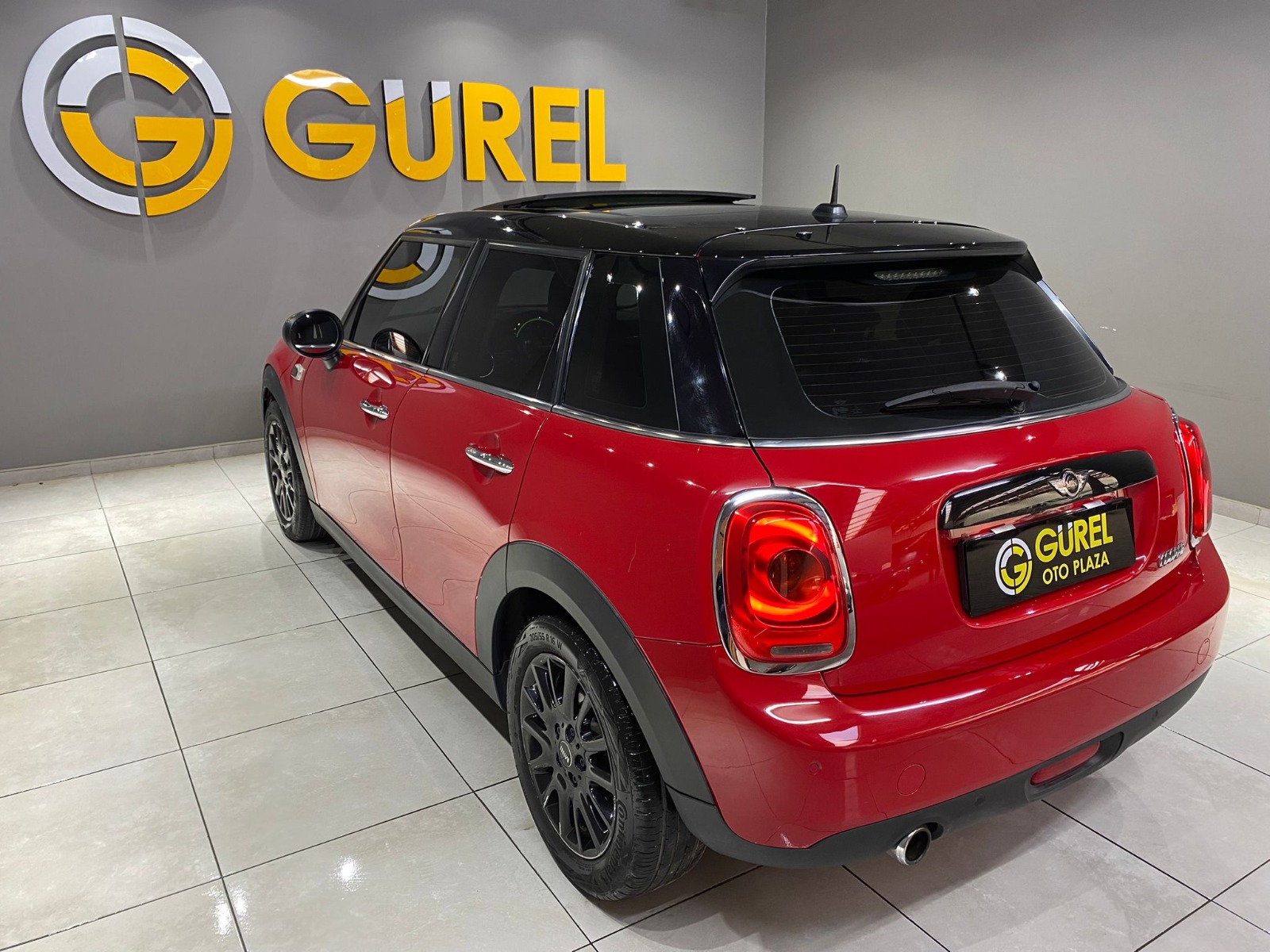 2017 Benzin Otomatik Mini Cooper Kırmızı Gürel Tasarım Aksesuar Otomotiv San. Tic. Ltd. Şti.