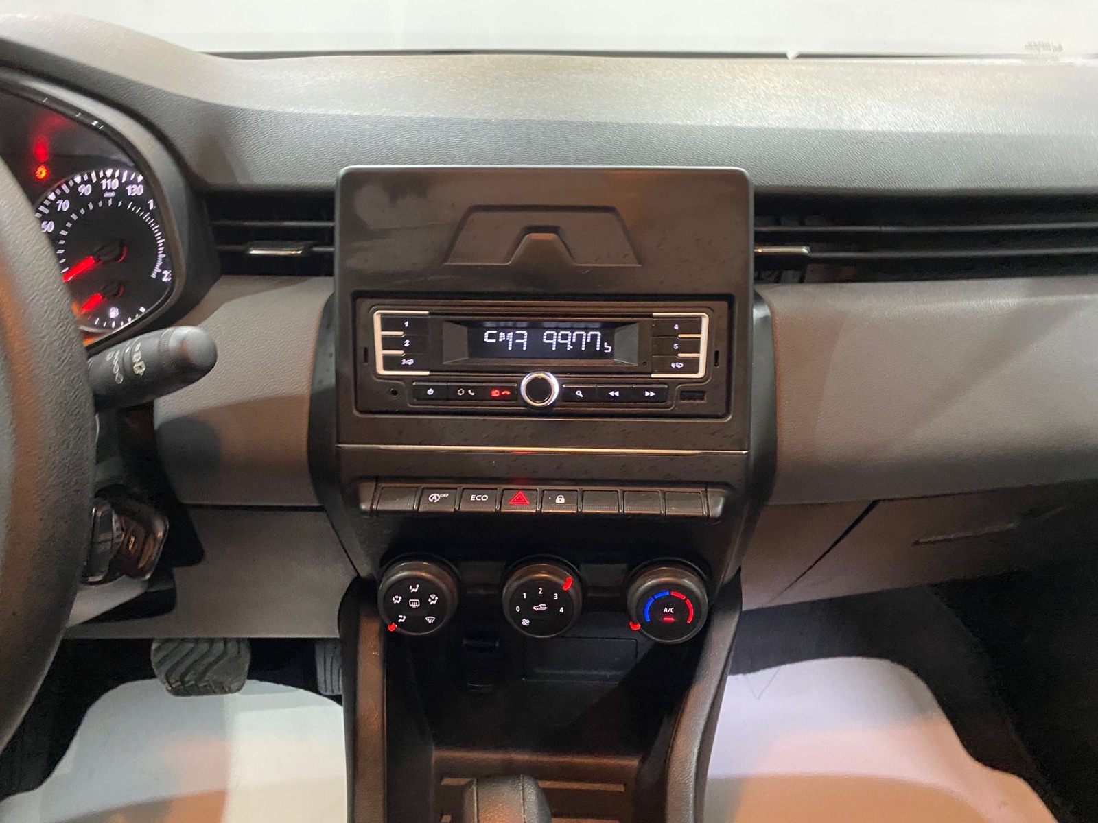 2023 Benzin Otomatik Renault Clio Beyaz Gürel Tasarım Aksesuar Otomotiv San. Tic. Ltd. Şti.