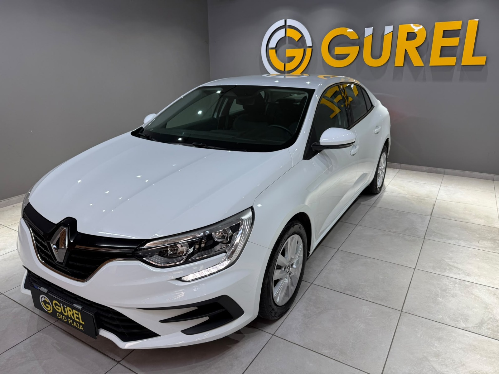 2026 Benzin Manuel RENAULT MEGANE Beyaz Gürel Tasarım Aksesuar Otomotiv San. Tic. Ltd. Şti.