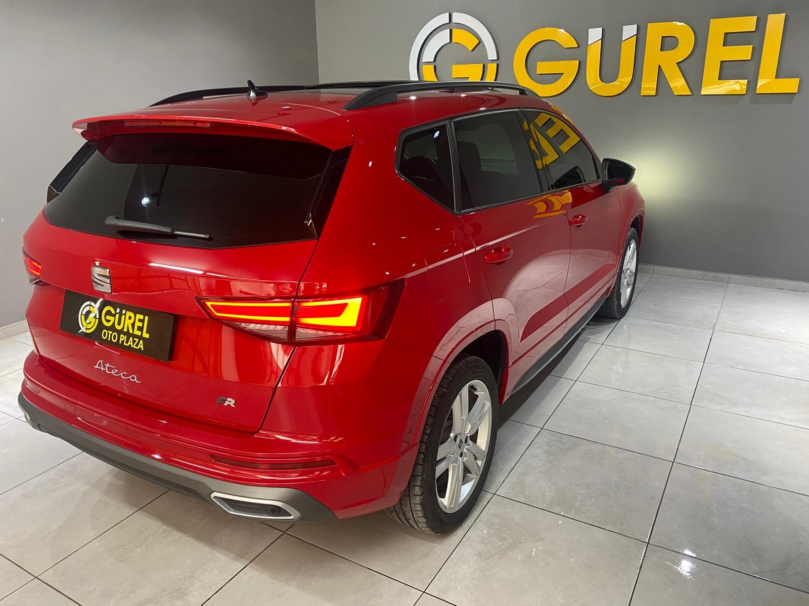 2023 Benzin Otomatik Seat Ateca Kırmızı Gürel Tasarım Aksesuar Otomotiv San. Tic. Ltd. Şti.