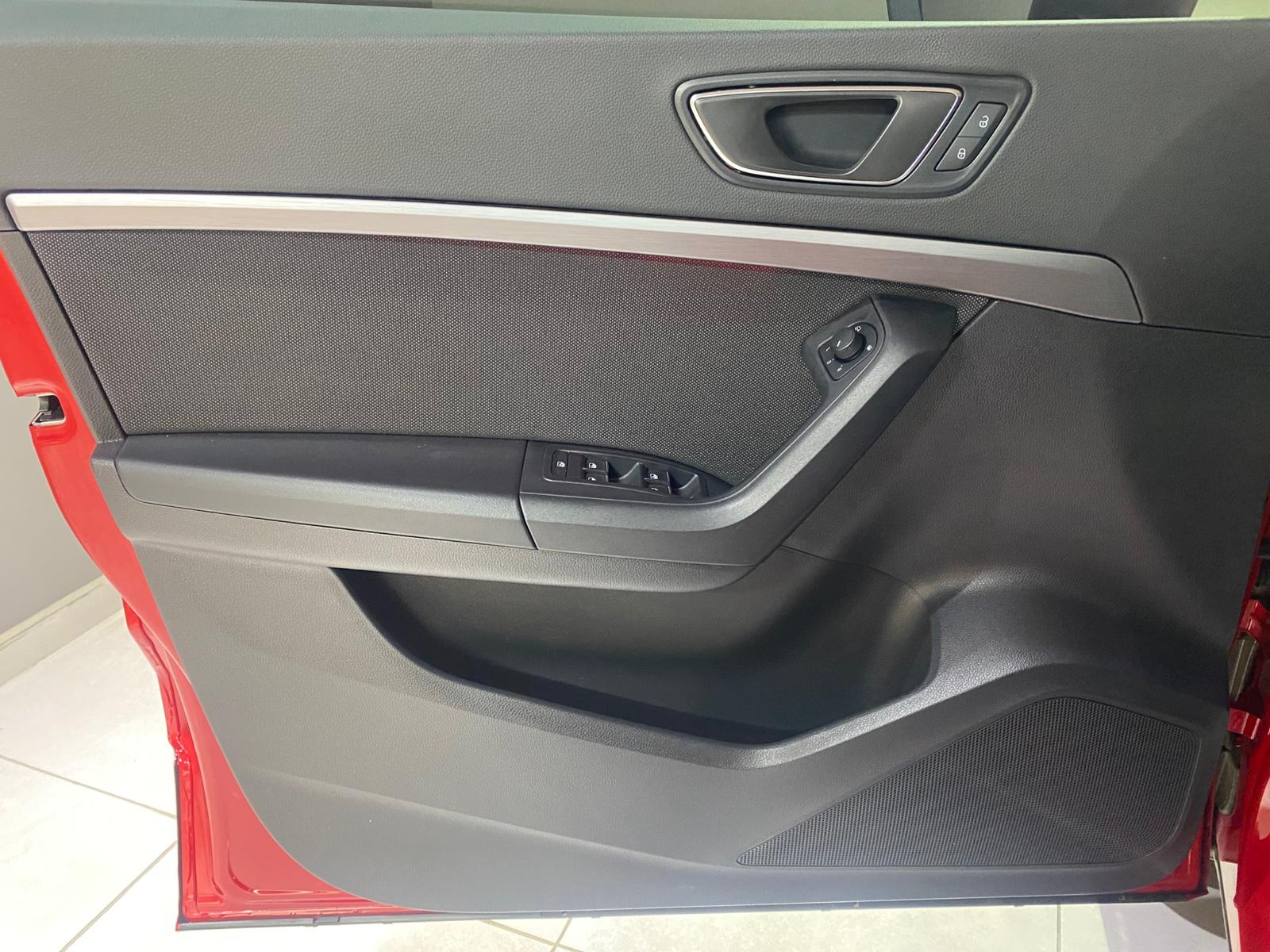 2023 Benzin Otomatik Seat Ateca Kırmızı Gürel Tasarım Aksesuar Otomotiv San. Tic. Ltd. Şti.