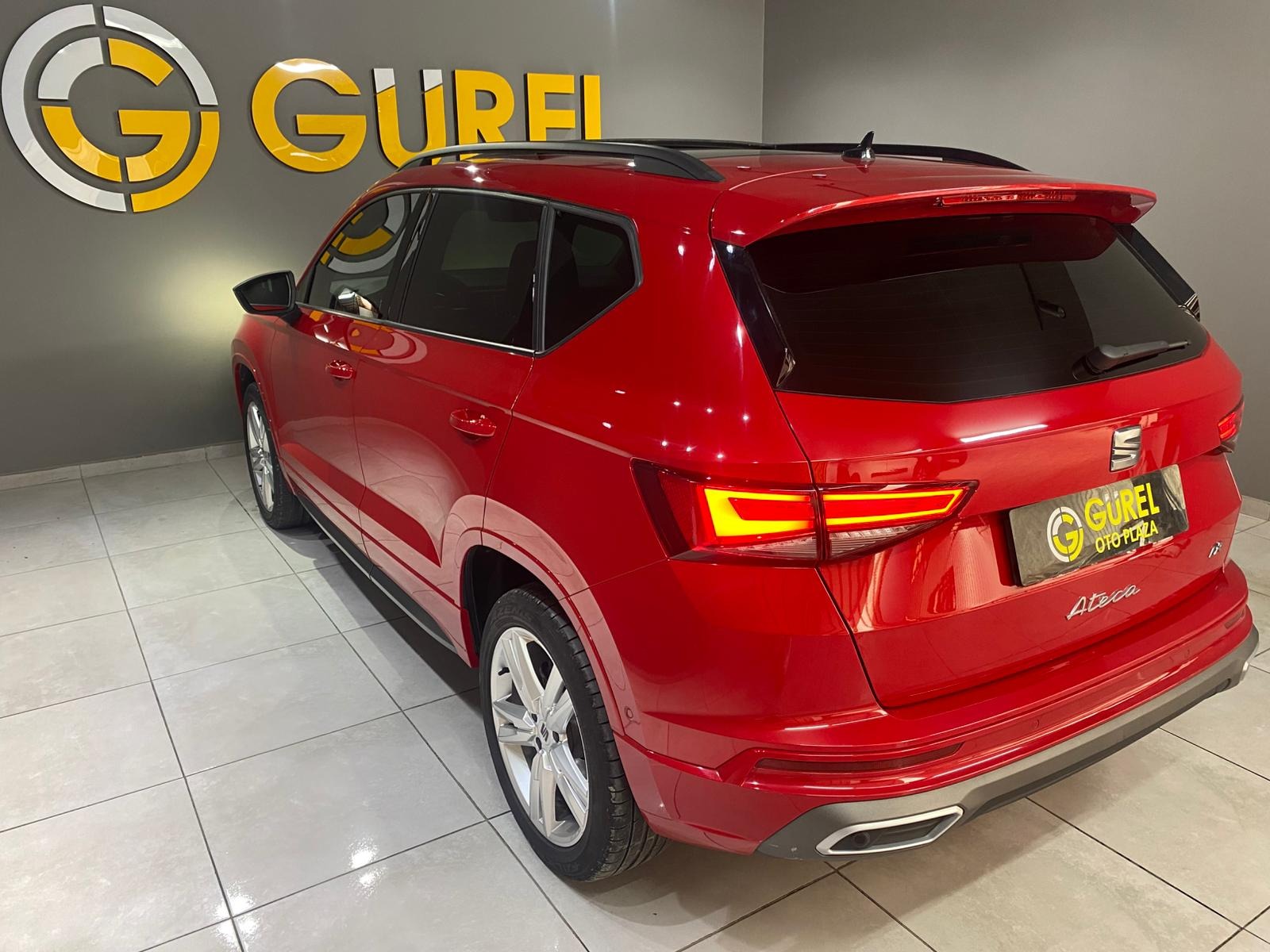 2023 Benzin Otomatik Seat Ateca Kırmızı Gürel Tasarım Aksesuar Otomotiv San. Tic. Ltd. Şti.