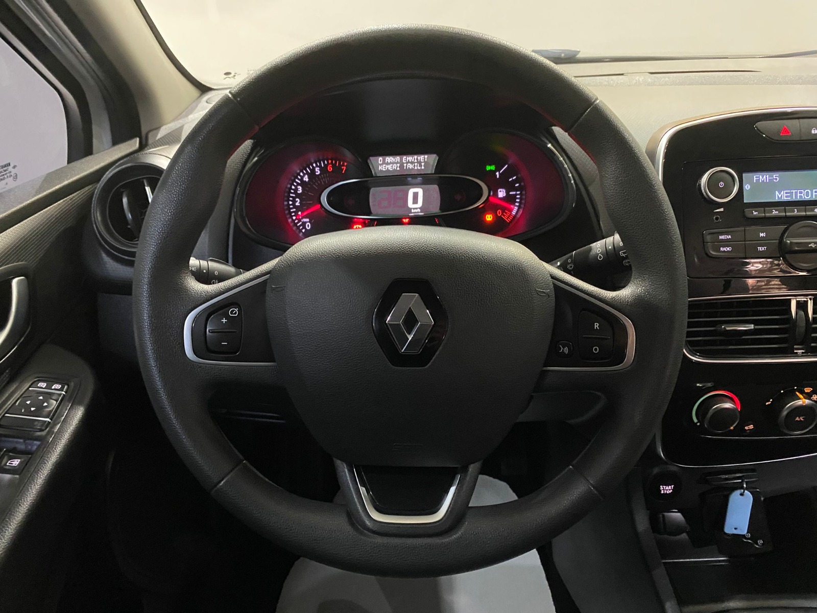 2019 Benzin Manuel Renault Clio Beyaz Gürel Tasarım Aksesuar Otomotiv San. Tic. Ltd. Şti.