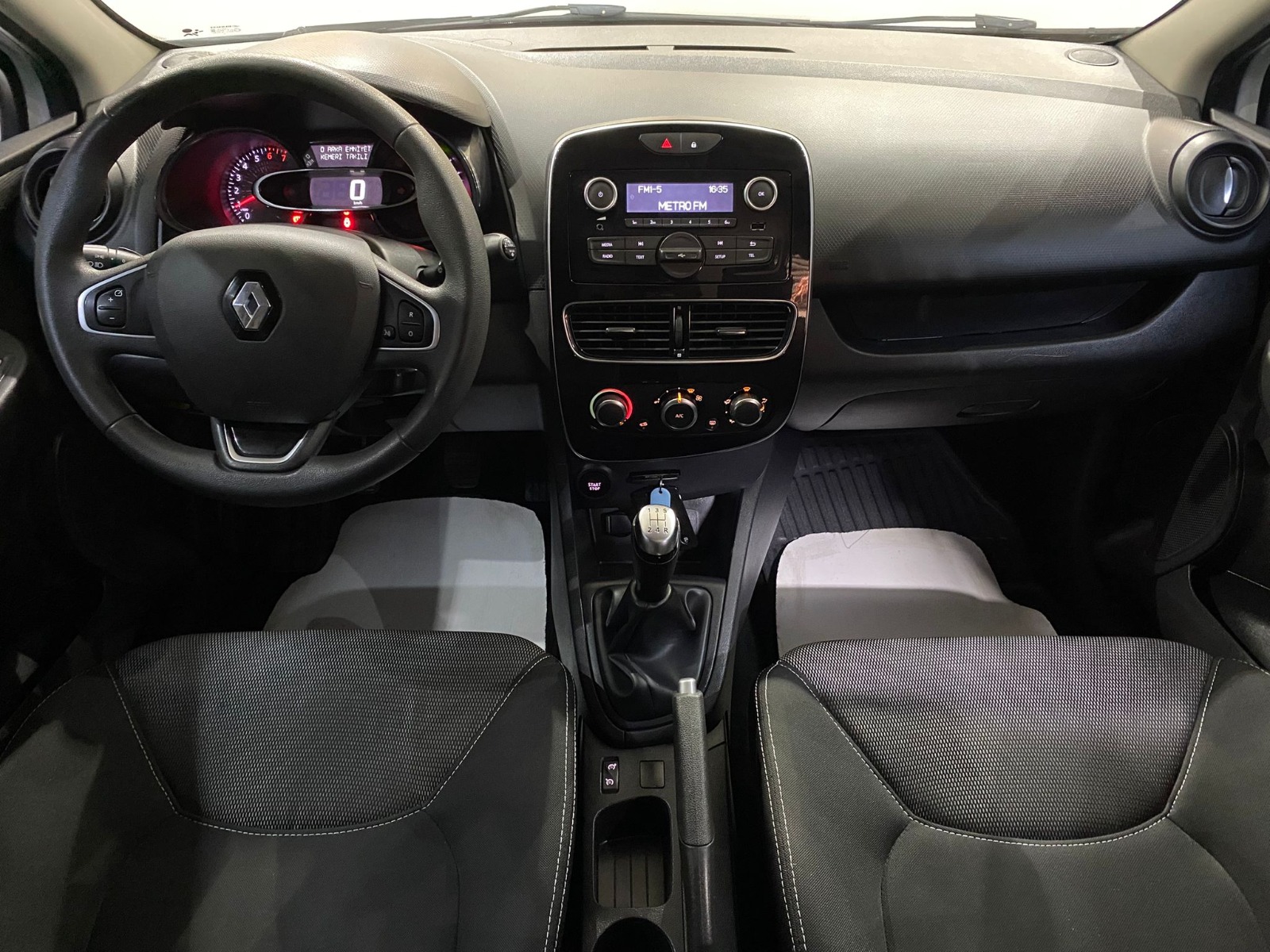 2019 Benzin Manuel Renault Clio Beyaz Gürel Tasarım Aksesuar Otomotiv San. Tic. Ltd. Şti.