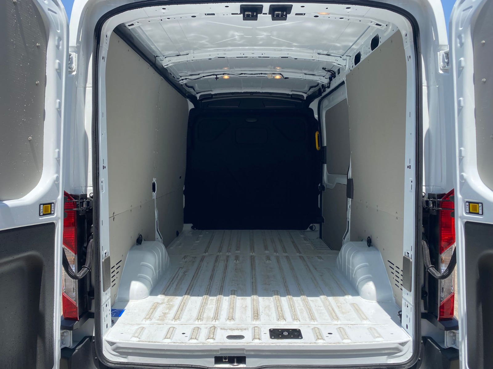 2025 Dizel Manuel Ford Transit Beyaz Gürel Tasarım Aksesuar Otomotiv San. Tic. Ltd. Şti.