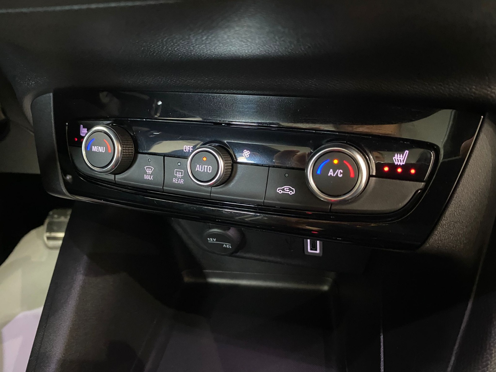 2025 Hybrid Otomatik Opel  Corsa  Gri Gürel Tasarım Aksesuar Otomotiv San. Tic. Ltd. Şti.