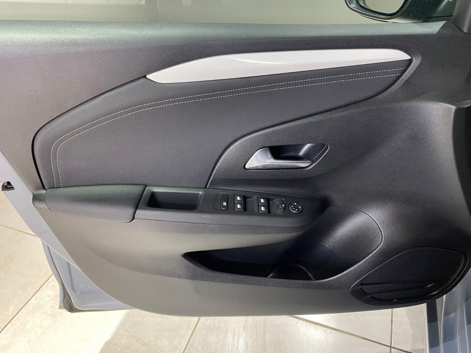 2025 Hybrid Otomatik Opel  Corsa  Gri Gürel Tasarım Aksesuar Otomotiv San. Tic. Ltd. Şti.