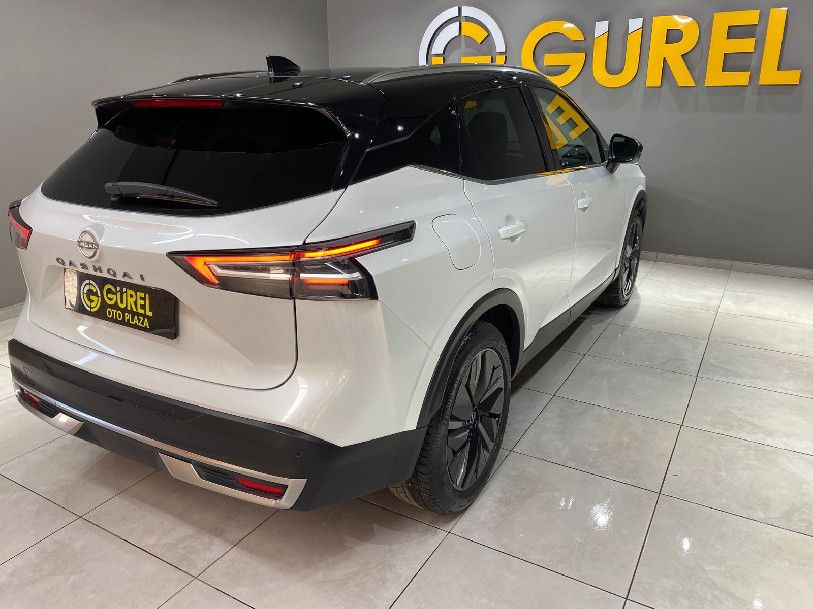 2024 MHEV Otomatik Nissan Qashqai Beyaz Gürel Tasarım Aksesuar Otomotiv San. Tic. Ltd. Şti.