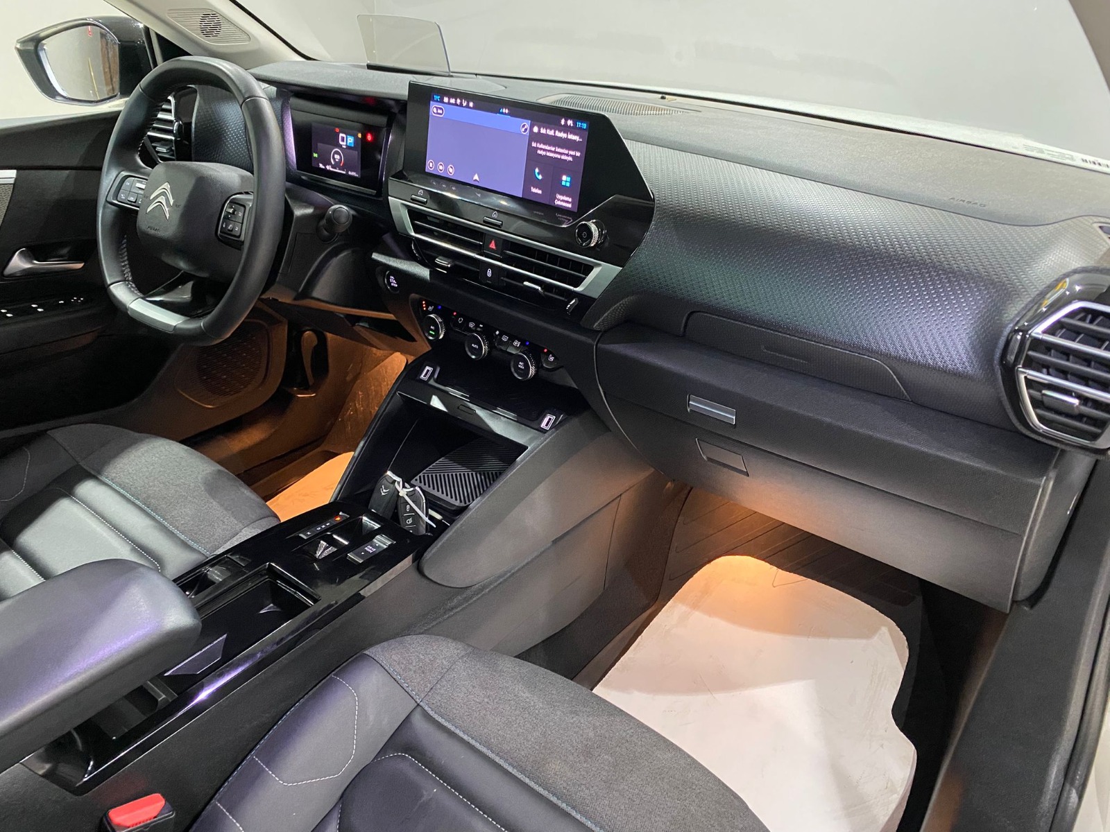 2023 Benzin Otomatik Citroen C4 Beyaz Gürel Tasarım Aksesuar Otomotiv San. Tic. Ltd. Şti.