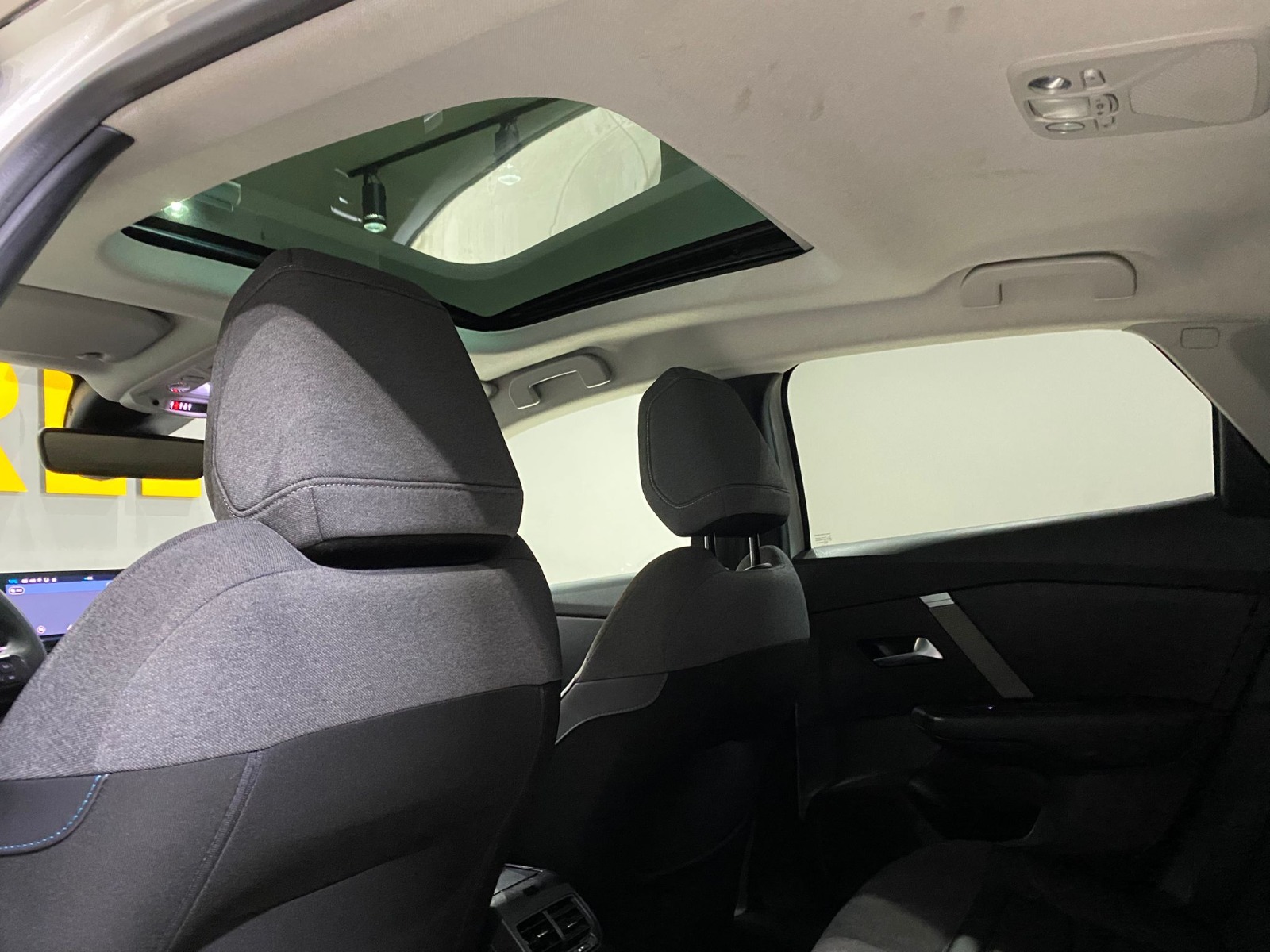 2023 Benzin Otomatik Citroen C4 Beyaz Gürel Tasarım Aksesuar Otomotiv San. Tic. Ltd. Şti.