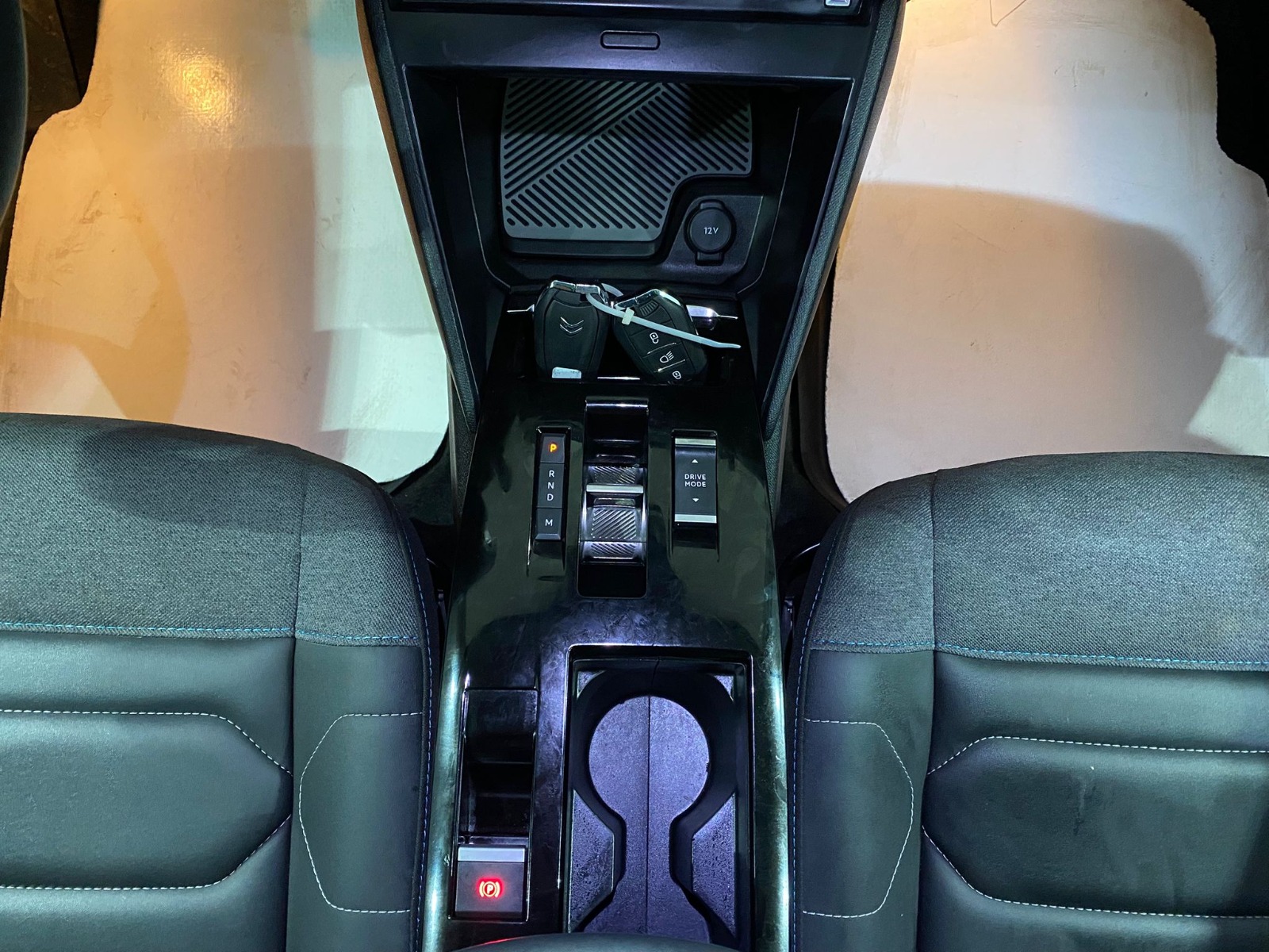 2023 Benzin Otomatik Citroen C4 Beyaz Gürel Tasarım Aksesuar Otomotiv San. Tic. Ltd. Şti.