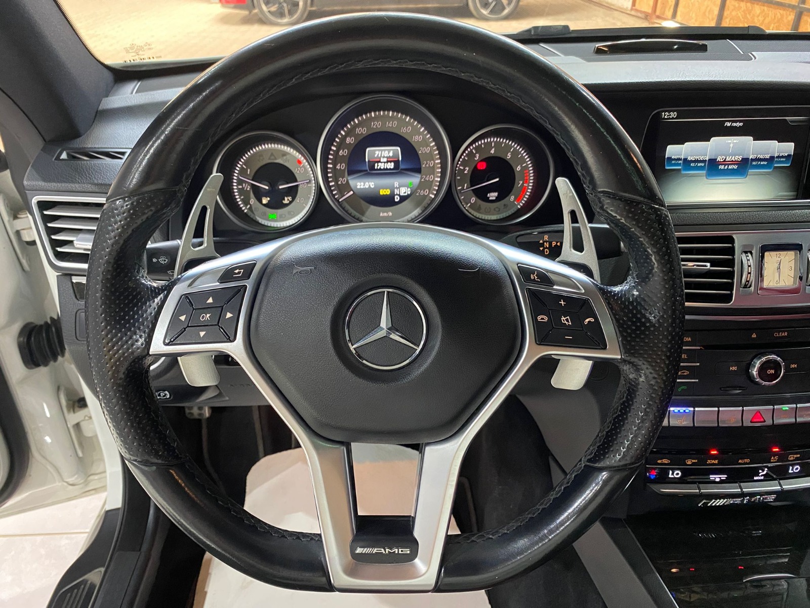 2016 Benzin Otomatik Mercedes-Benz E Beyaz Gürel Tasarım Aksesuar Otomotiv San. Tic. Ltd. Şti.