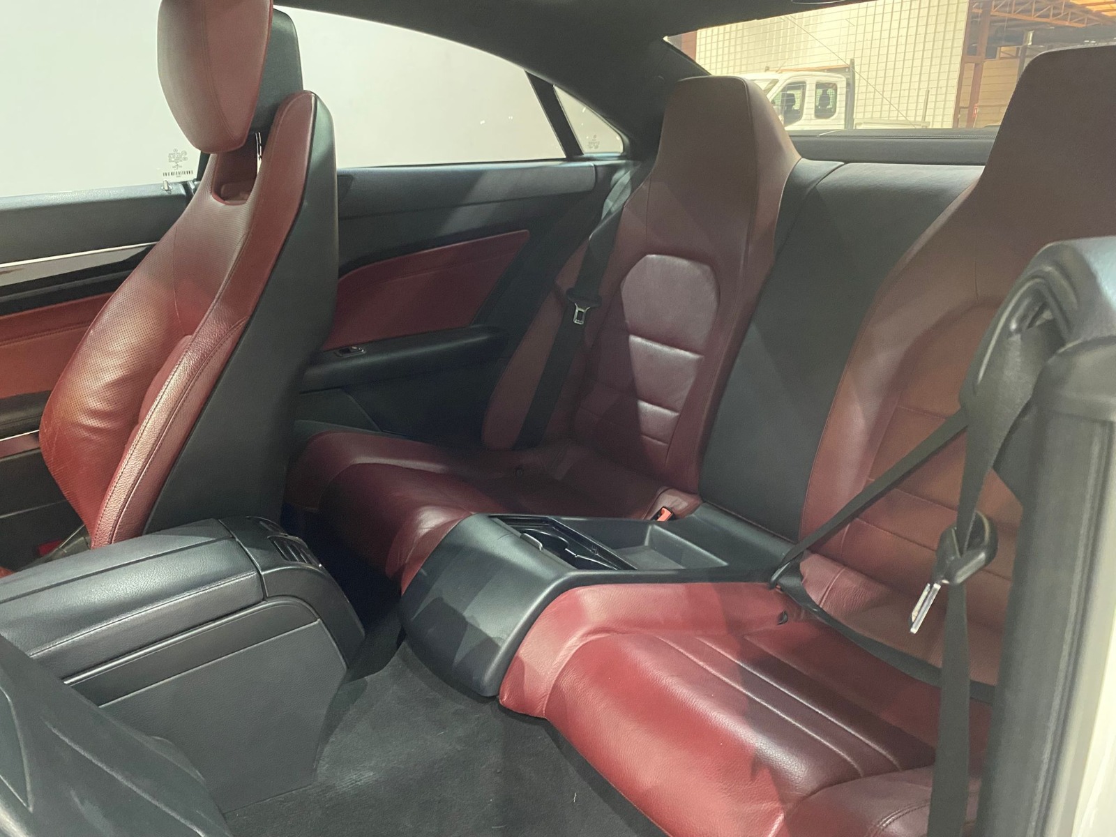 2016 Benzin Otomatik Mercedes-Benz E Beyaz Gürel Tasarım Aksesuar Otomotiv San. Tic. Ltd. Şti.