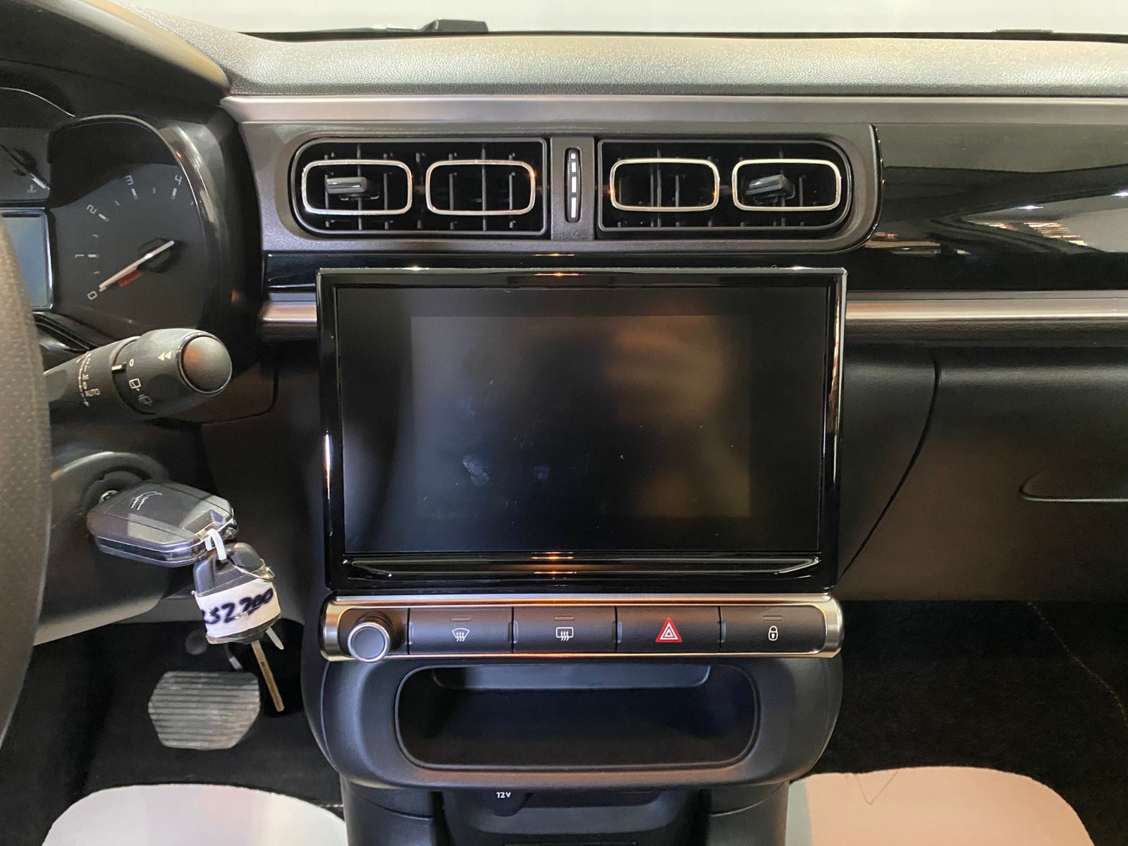 2024 Benzin Otomatik Citroen C3 Beyaz Gürel Tasarım Aksesuar Otomotiv San. Tic. Ltd. Şti.