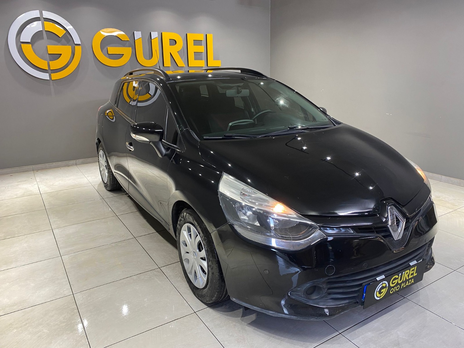 2015 Dizel Manuel Renault Clio Siyah Gürel Tasarım Aksesuar Otomotiv San. Tic. Ltd. Şti.