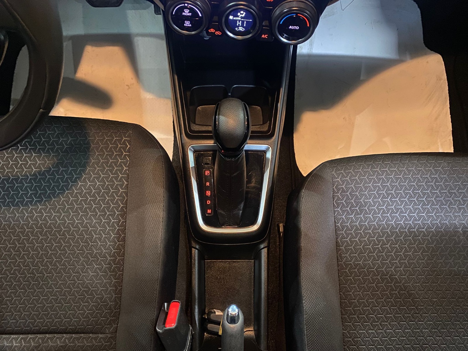 2022 MHEV Otomatik Suzuki Swift Sarı Gürel Tasarım Aksesuar Otomotiv San. Tic. Ltd. Şti.