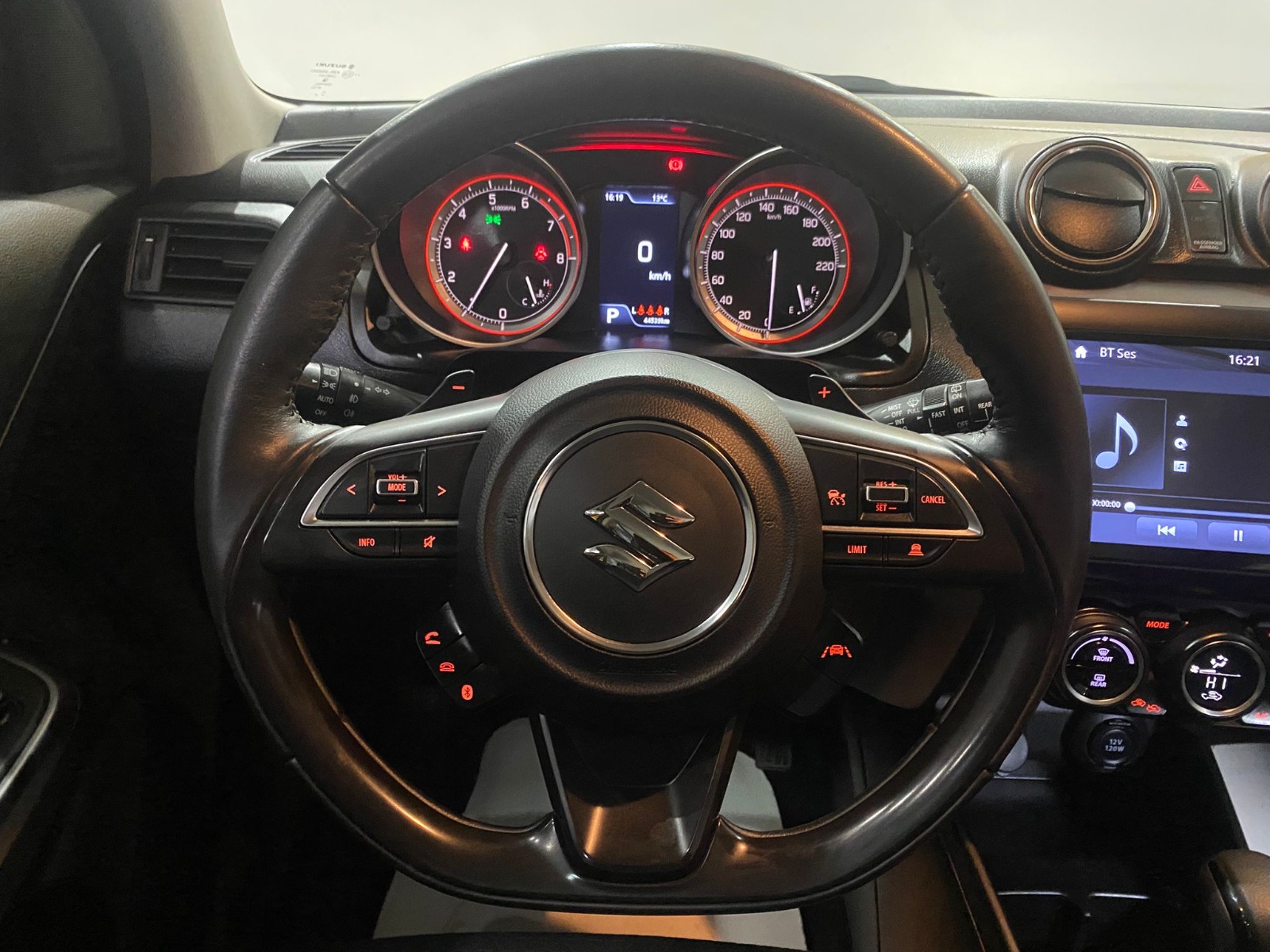 2022 MHEV Otomatik Suzuki Swift Sarı Gürel Tasarım Aksesuar Otomotiv San. Tic. Ltd. Şti.