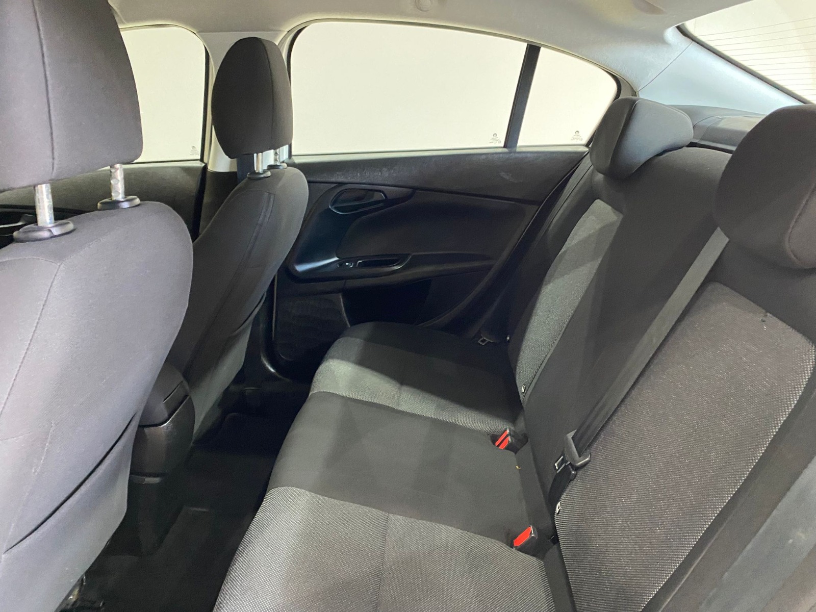2023 Dizel Manuel Fiat Egea Beyaz Gürel Tasarım Aksesuar Otomotiv San. Tic. Ltd. Şti.