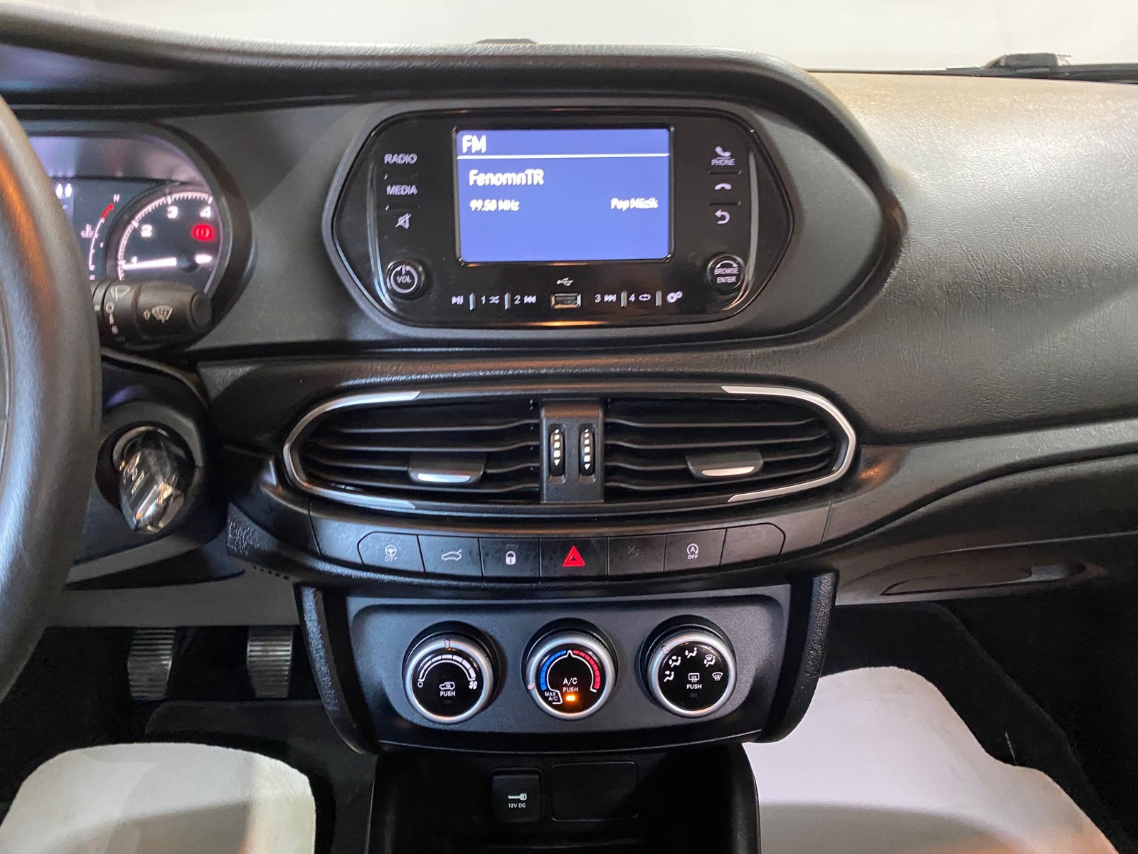 2023 Dizel Manuel Fiat Egea Beyaz Gürel Tasarım Aksesuar Otomotiv San. Tic. Ltd. Şti.
