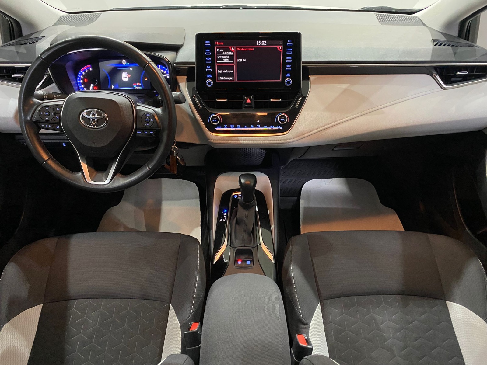 2021 Benzin Otomatik Toyota Corolla Beyaz Gürel Tasarım Aksesuar Otomotiv San. Tic. Ltd. Şti.