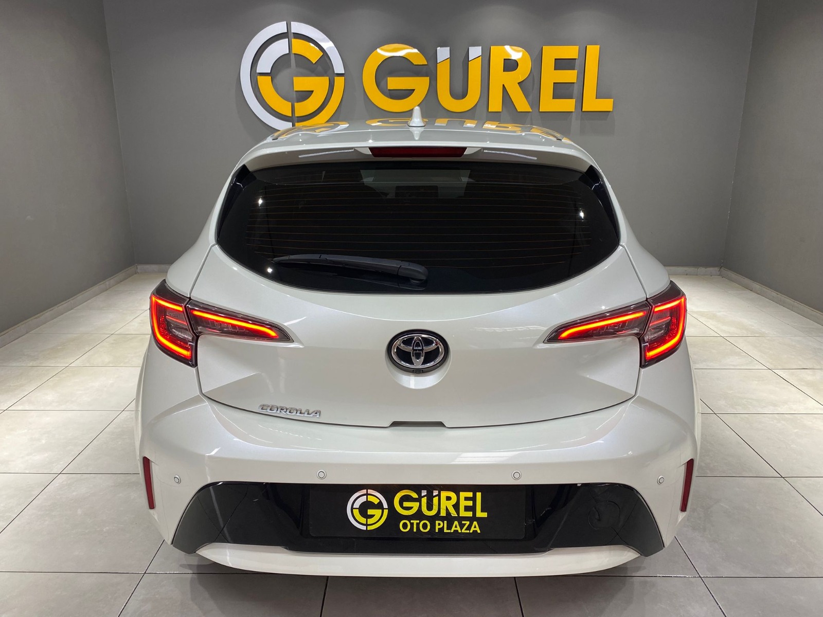 2021 Benzin Otomatik Toyota Corolla Beyaz Gürel Tasarım Aksesuar Otomotiv San. Tic. Ltd. Şti.