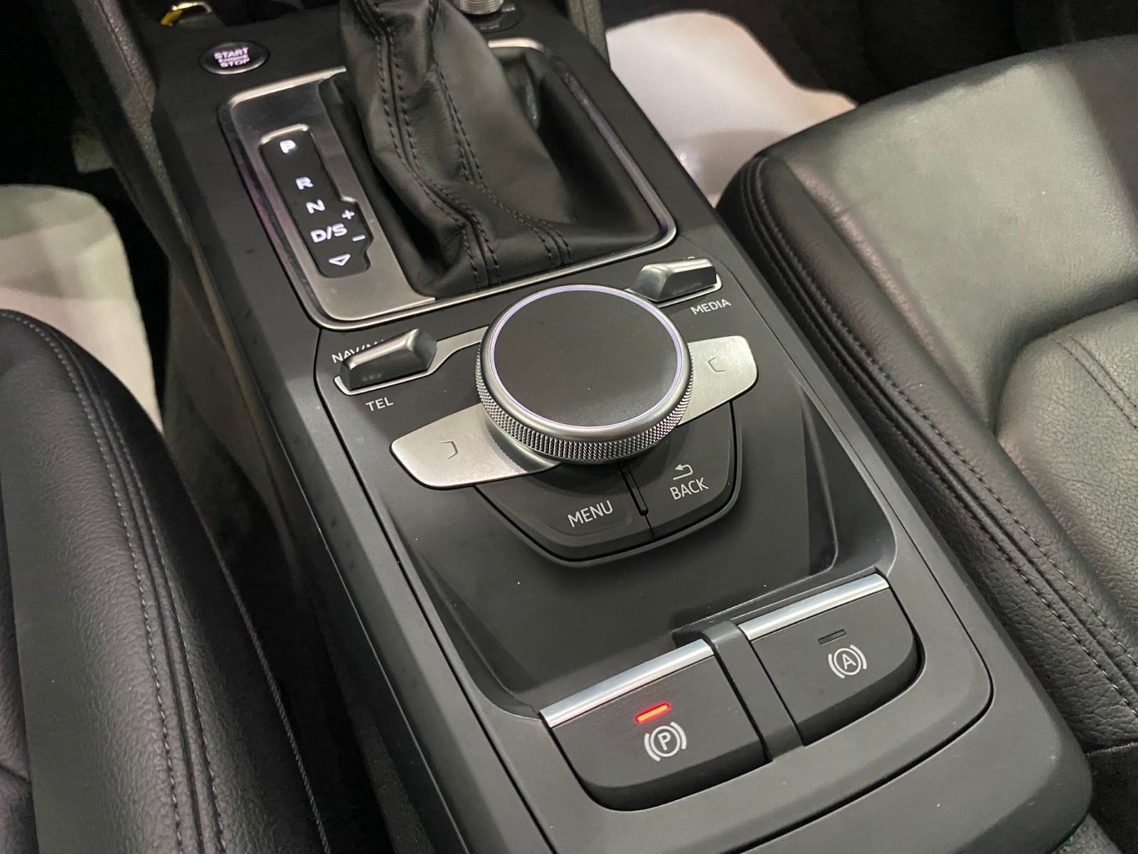2021 Benzin Otomatik Audi Q2 Gri Gürel Tasarım Aksesuar Otomotiv San. Tic. Ltd. Şti.