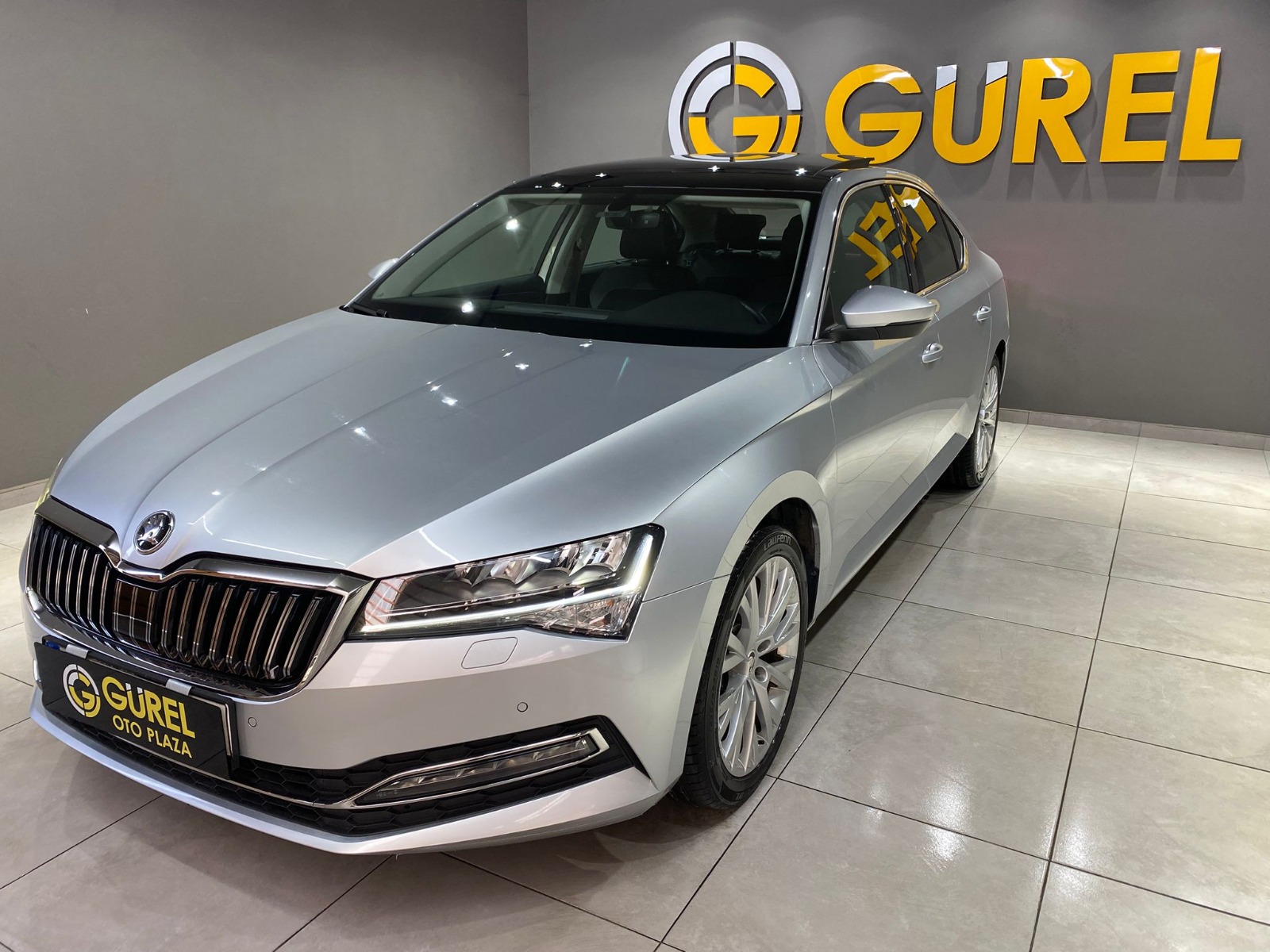 2022 Benzin Otomatik Skoda Superb Gri Gürel Tasarım Aksesuar Otomotiv San. Tic. Ltd. Şti.