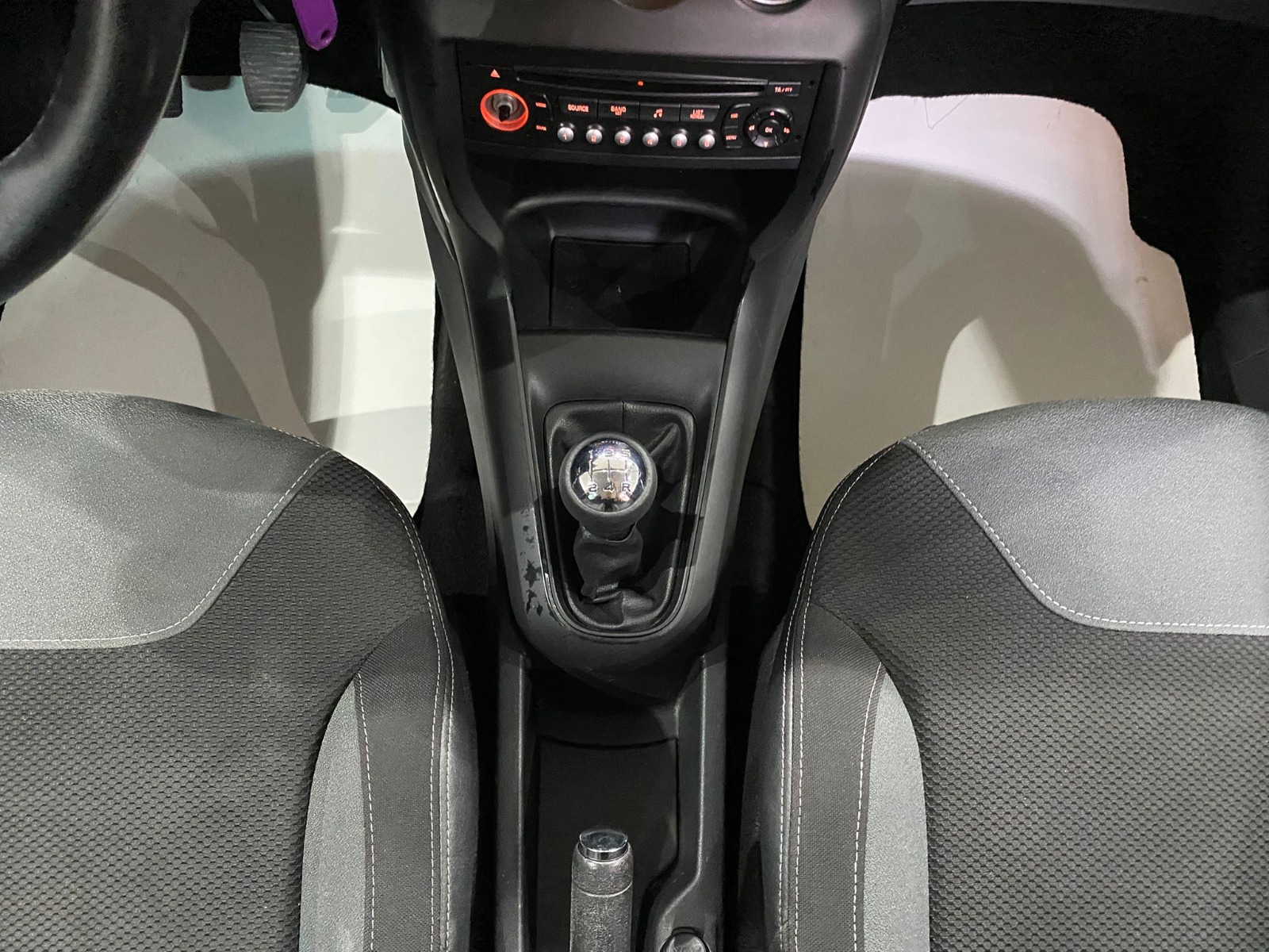 2011 Dizel Manuel Citroen C3 Beyaz Gürel Tasarım Aksesuar Otomotiv San. Tic. Ltd. Şti.