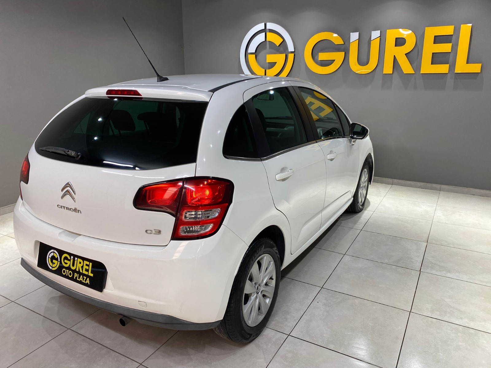 2011 Dizel Manuel Citroen C3 Beyaz Gürel Tasarım Aksesuar Otomotiv San. Tic. Ltd. Şti.
