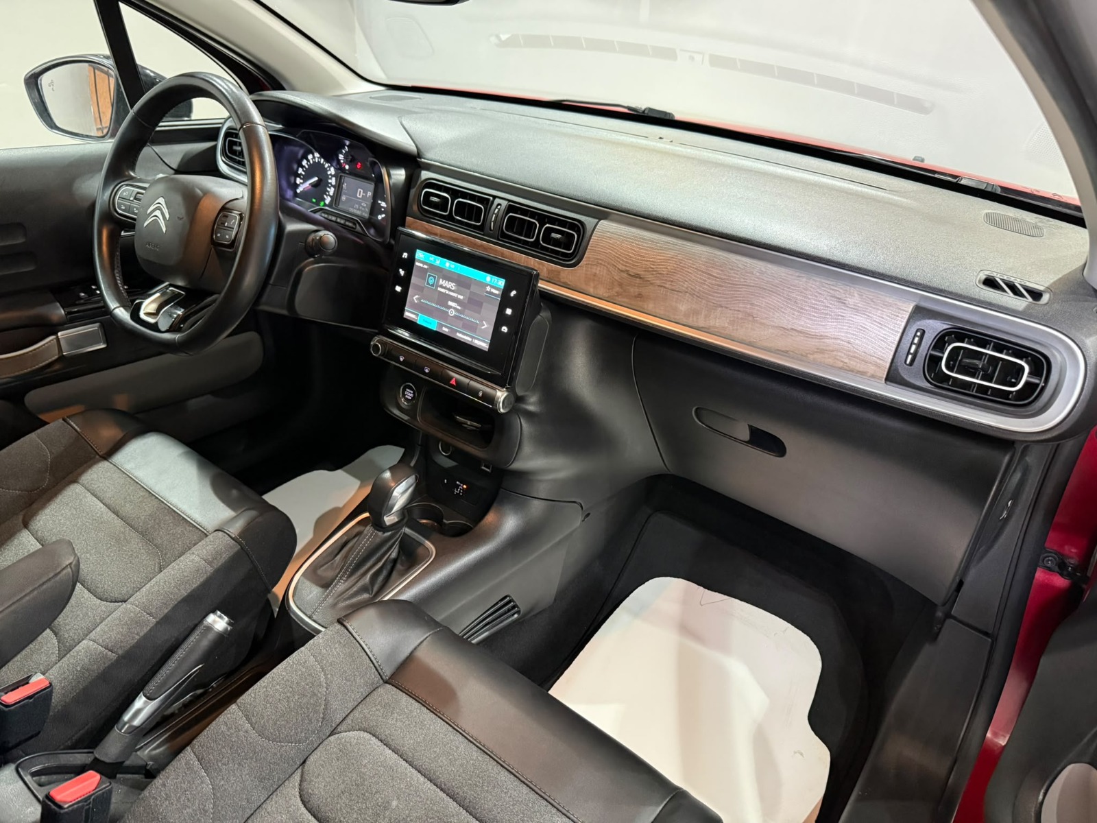 2020 Benzin Otomatik Citroen C3 Kırmızı Gürel Tasarım Aksesuar Otomotiv San. Tic. Ltd. Şti.