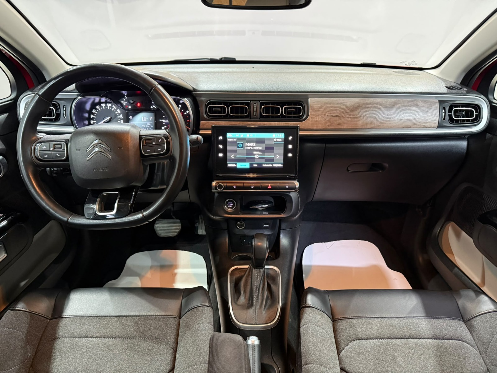 2020 Benzin Otomatik Citroen C3 Kırmızı Gürel Tasarım Aksesuar Otomotiv San. Tic. Ltd. Şti.