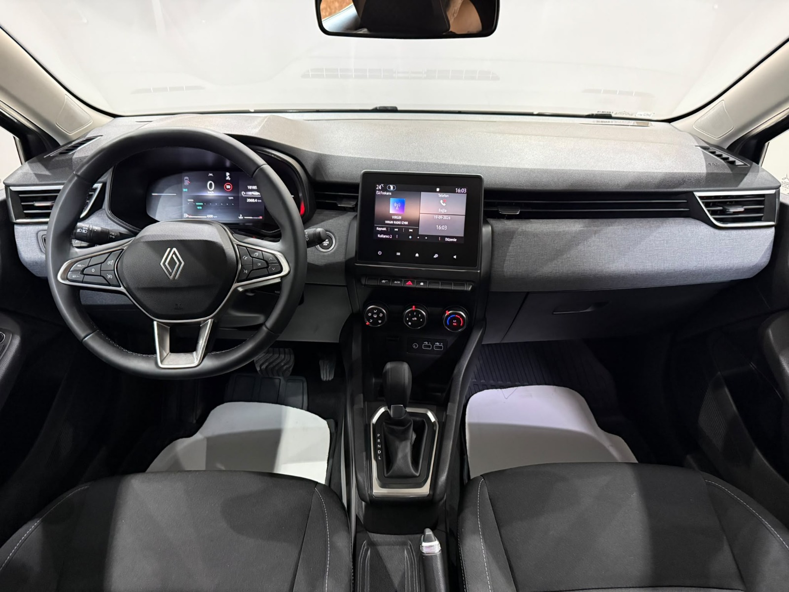 2025 Benzin Otomatik Renault Clio Gri Gürel Tasarım Aksesuar Otomotiv San. Tic. Ltd. Şti.