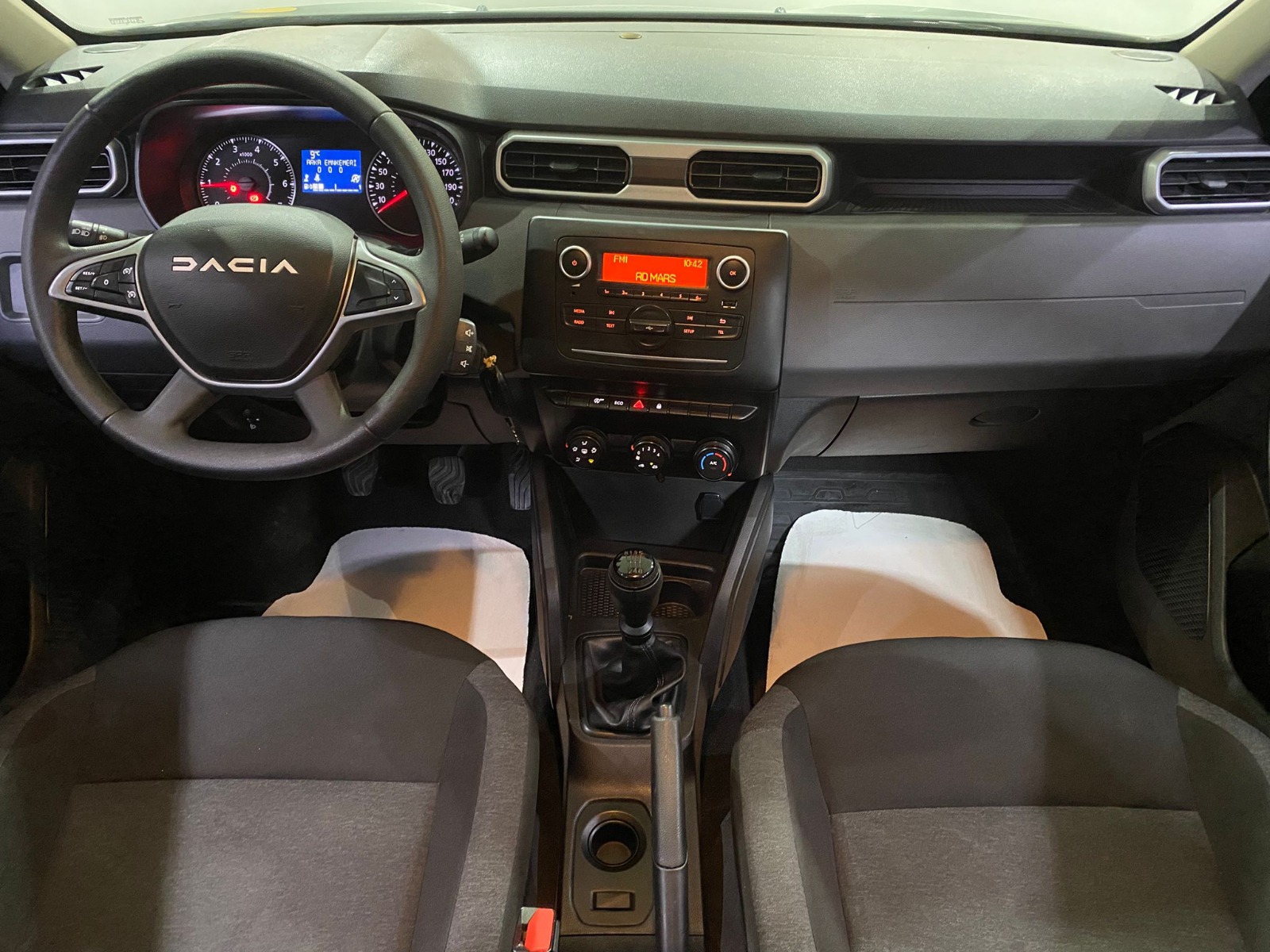 2023 Dizel Manuel Dacia Duster Yeşil Gürel Tasarım Aksesuar Otomotiv San. Tic. Ltd. Şti.