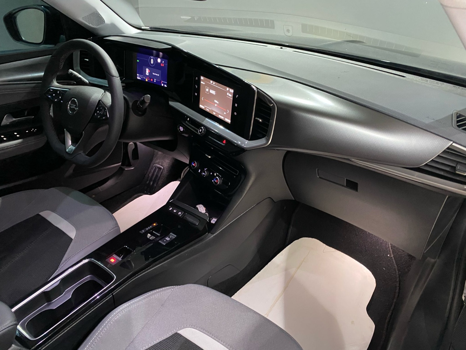 2024 Benzin Otomatik Opel Mokka Siyah Gürel Tasarım Aksesuar Otomotiv San. Tic. Ltd. Şti.