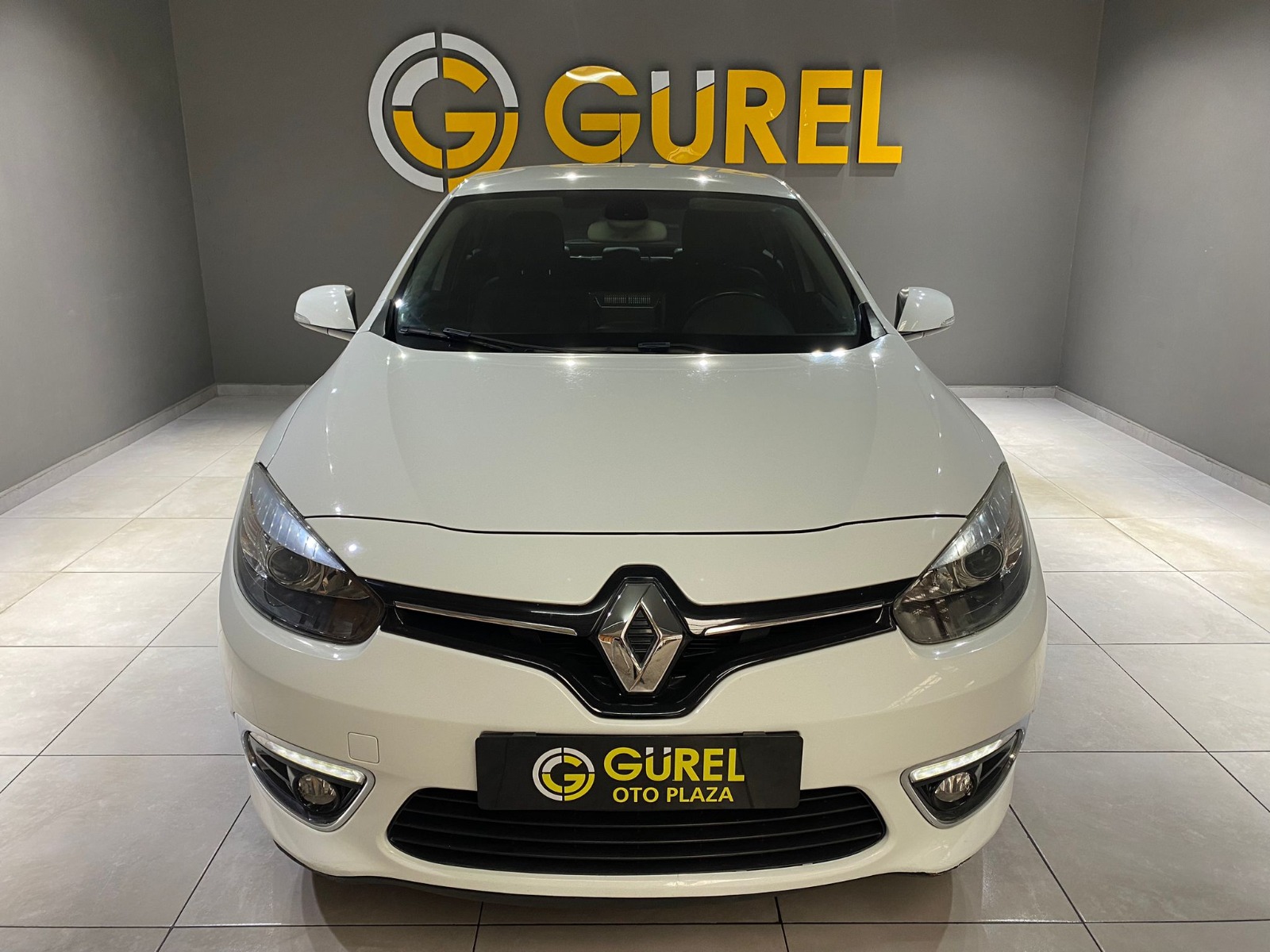 2016 Dizel Otomatik Renault Fluence Beyaz Gürel Tasarım Aksesuar Otomotiv San. Tic. Ltd. Şti.