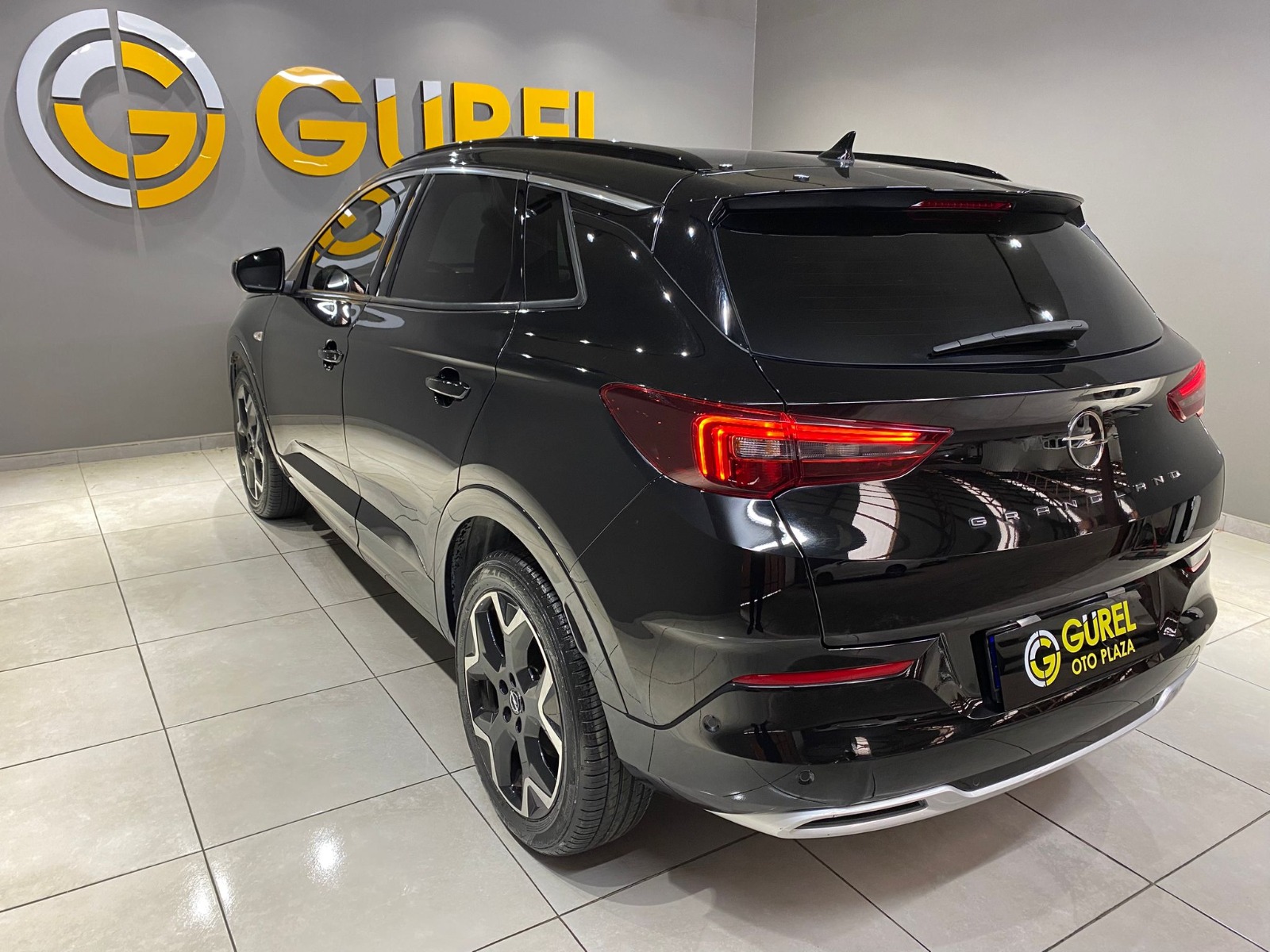 2023 Dizel Otomatik Opel Grandland Siyah Gürel Tasarım Aksesuar Otomotiv San. Tic. Ltd. Şti.