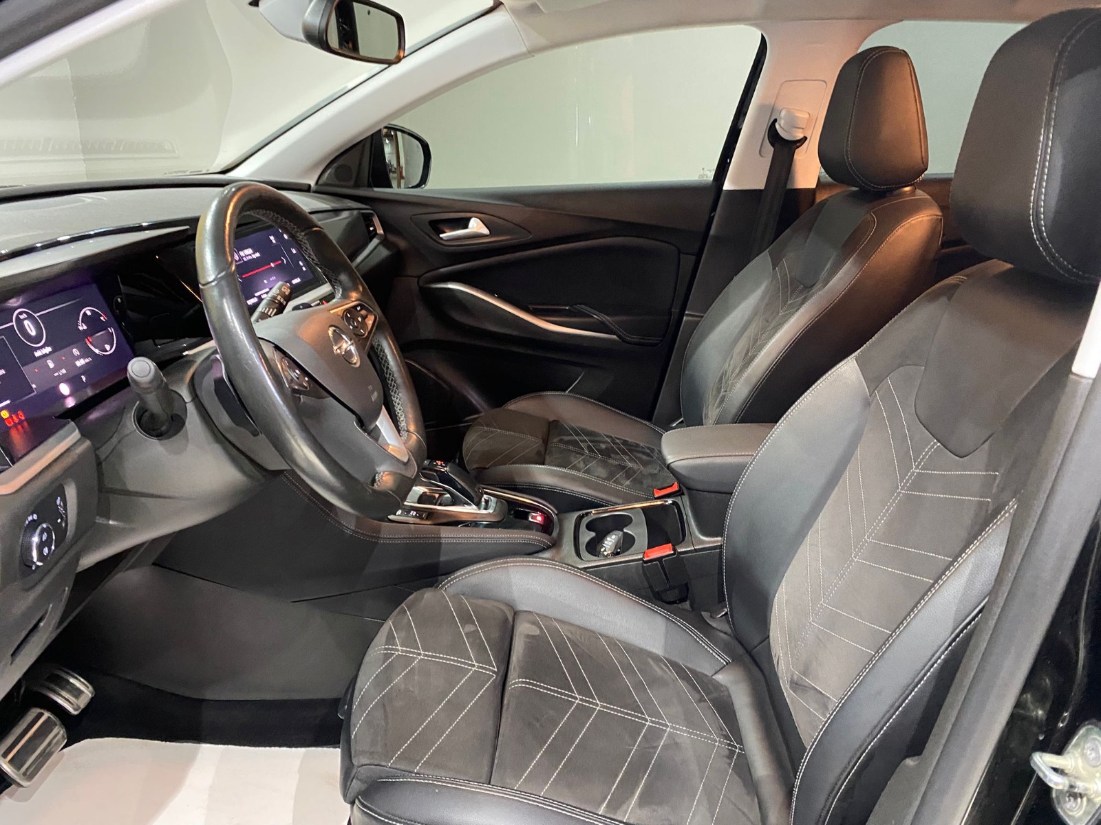 2023 Dizel Otomatik Opel Grandland Siyah Gürel Tasarım Aksesuar Otomotiv San. Tic. Ltd. Şti.