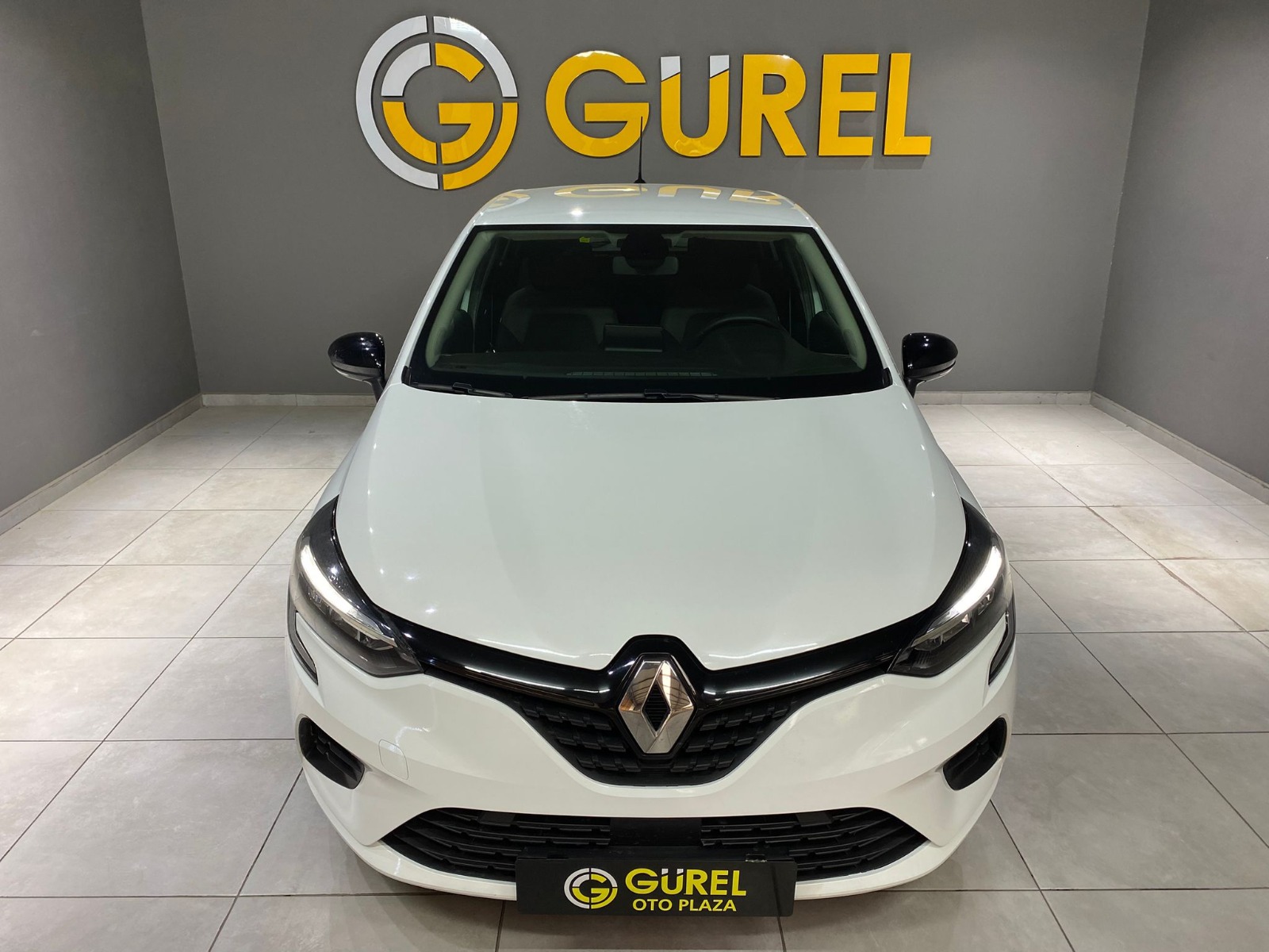 2023 Benzin Otomatik Renault Clio Beyaz Gürel Tasarım Aksesuar Otomotiv San. Tic. Ltd. Şti.