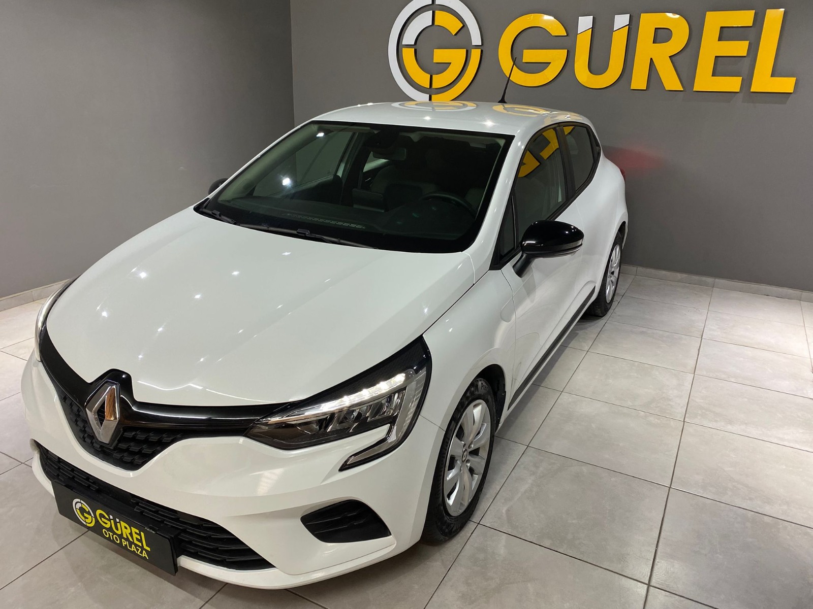 2023 Benzin Otomatik Renault Clio Beyaz Gürel Tasarım Aksesuar Otomotiv San. Tic. Ltd. Şti.