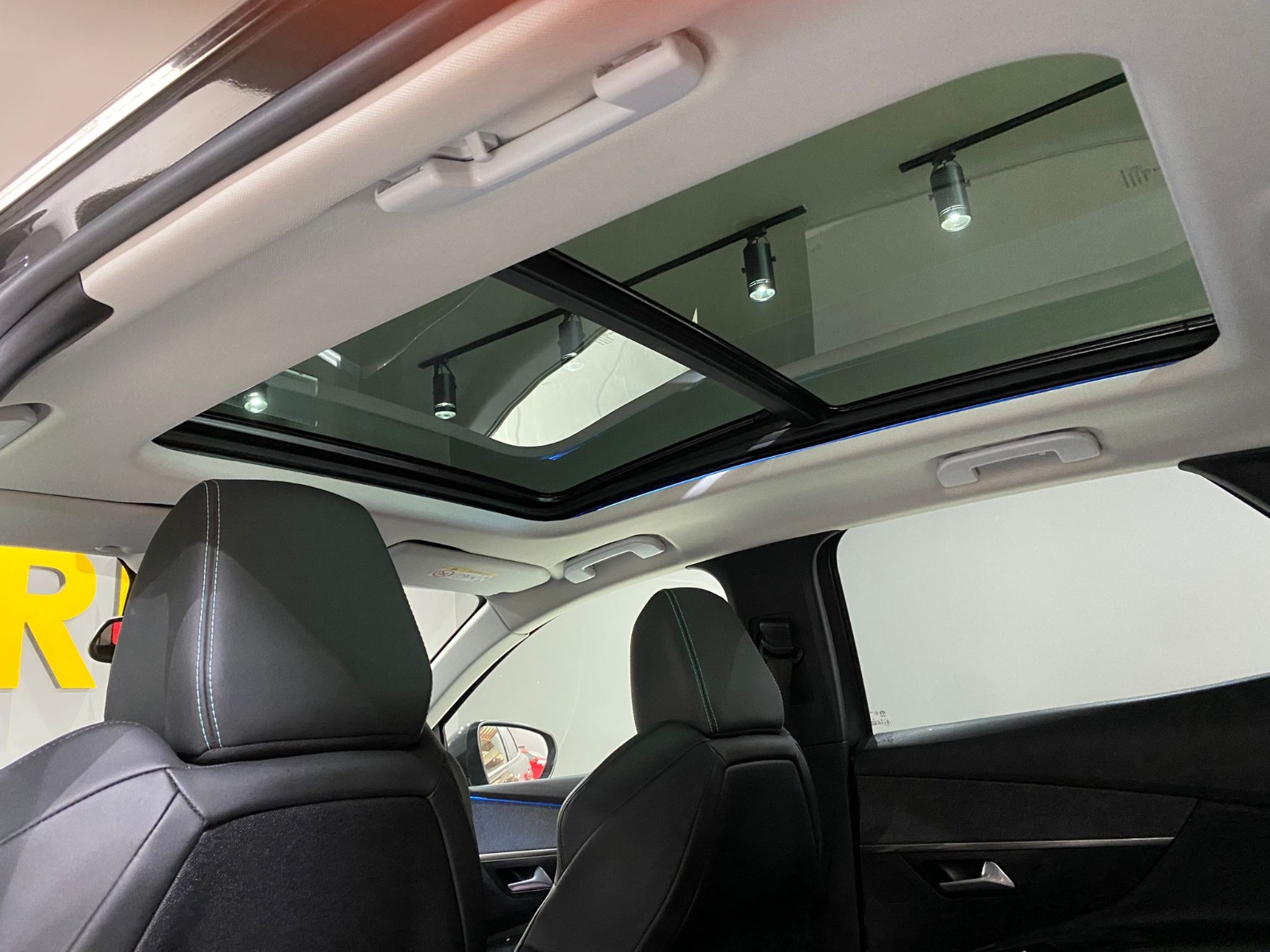 2020 Benzin Otomatik Peugeot 3008 Gri Gürel Tasarım Aksesuar Otomotiv San. Tic. Ltd. Şti.