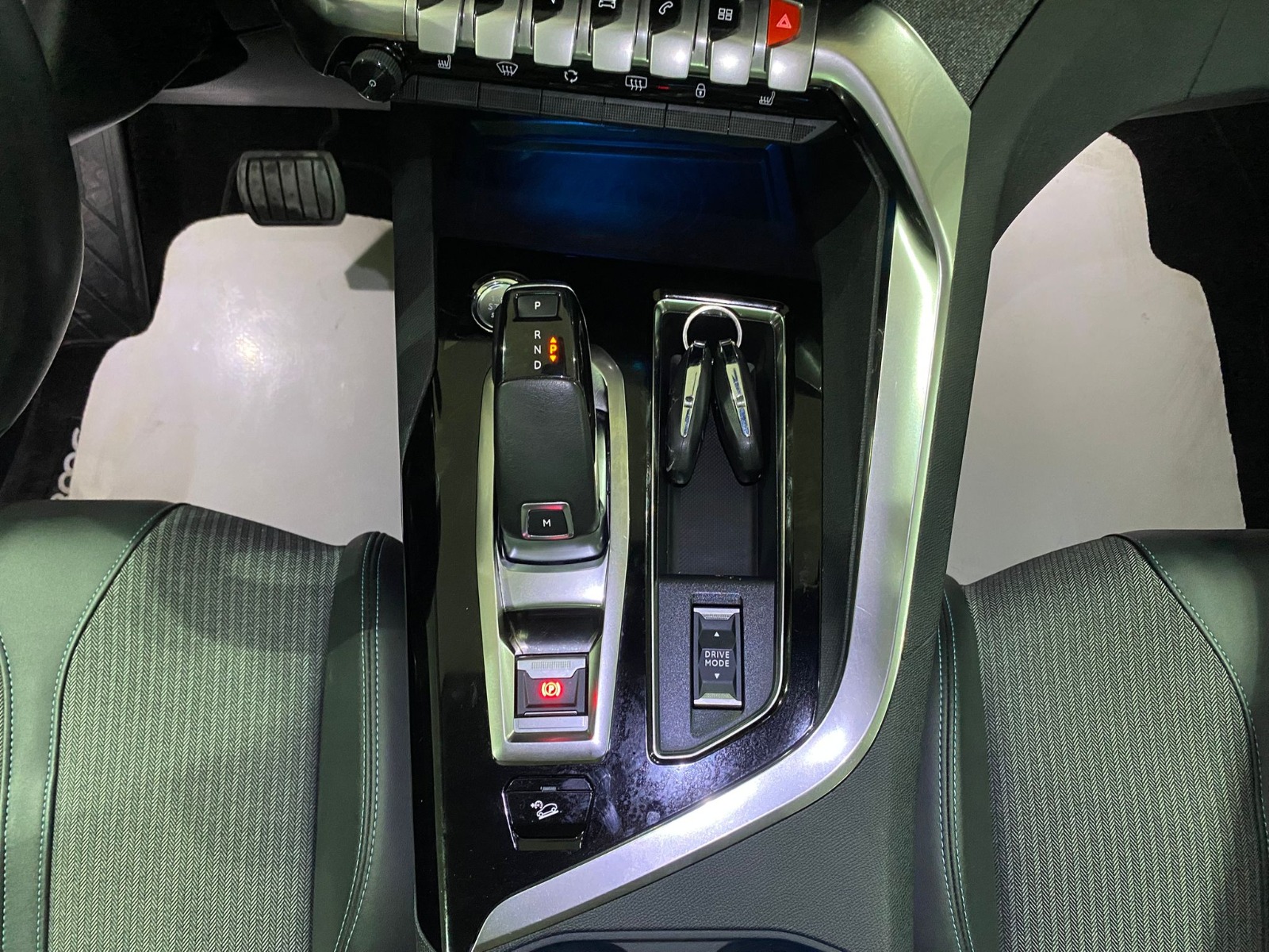 2020 Benzin Otomatik Peugeot 3008 Gri Gürel Tasarım Aksesuar Otomotiv San. Tic. Ltd. Şti.