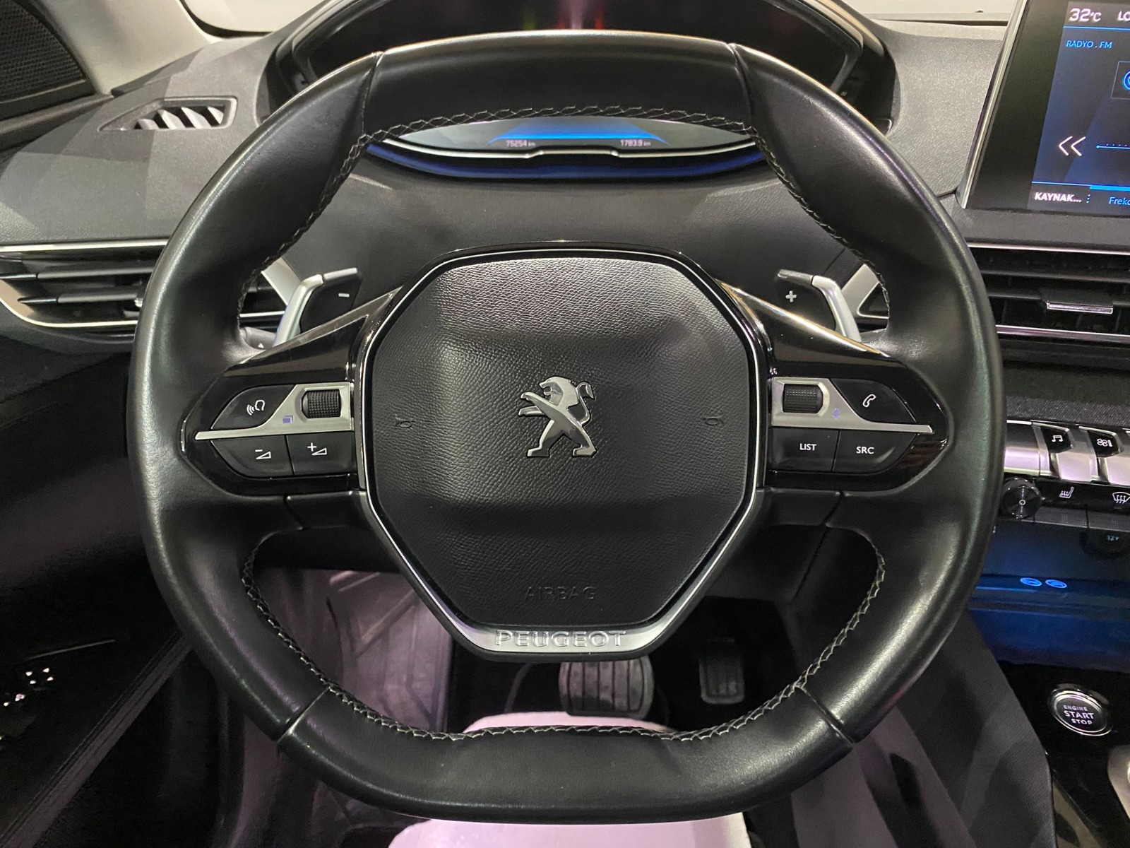 2020 Benzin Otomatik Peugeot 3008 Gri Gürel Tasarım Aksesuar Otomotiv San. Tic. Ltd. Şti.