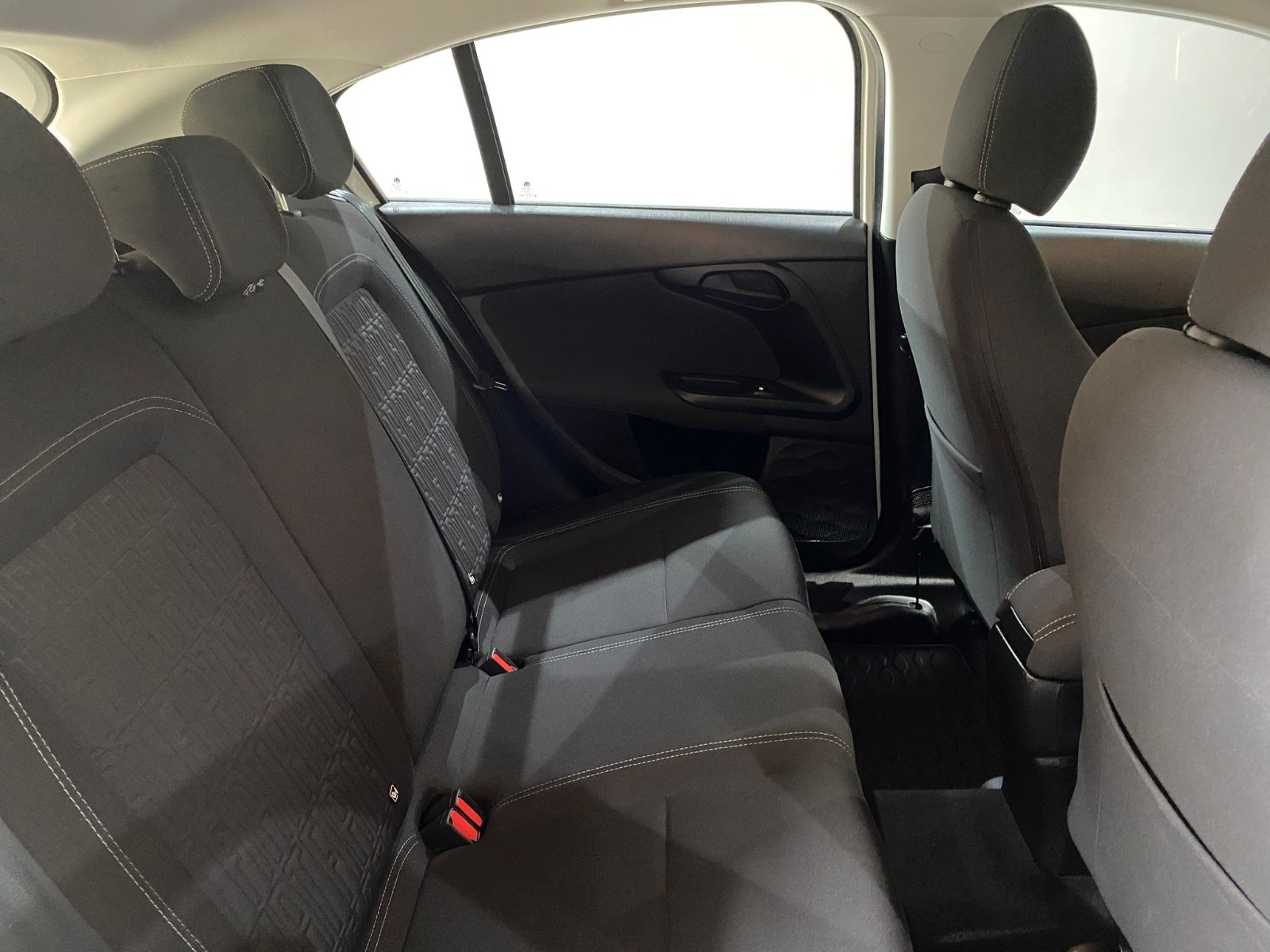 2024 Benzin Manuel Fiat Egea Beyaz Gürel Tasarım Aksesuar Otomotiv San. Tic. Ltd. Şti.