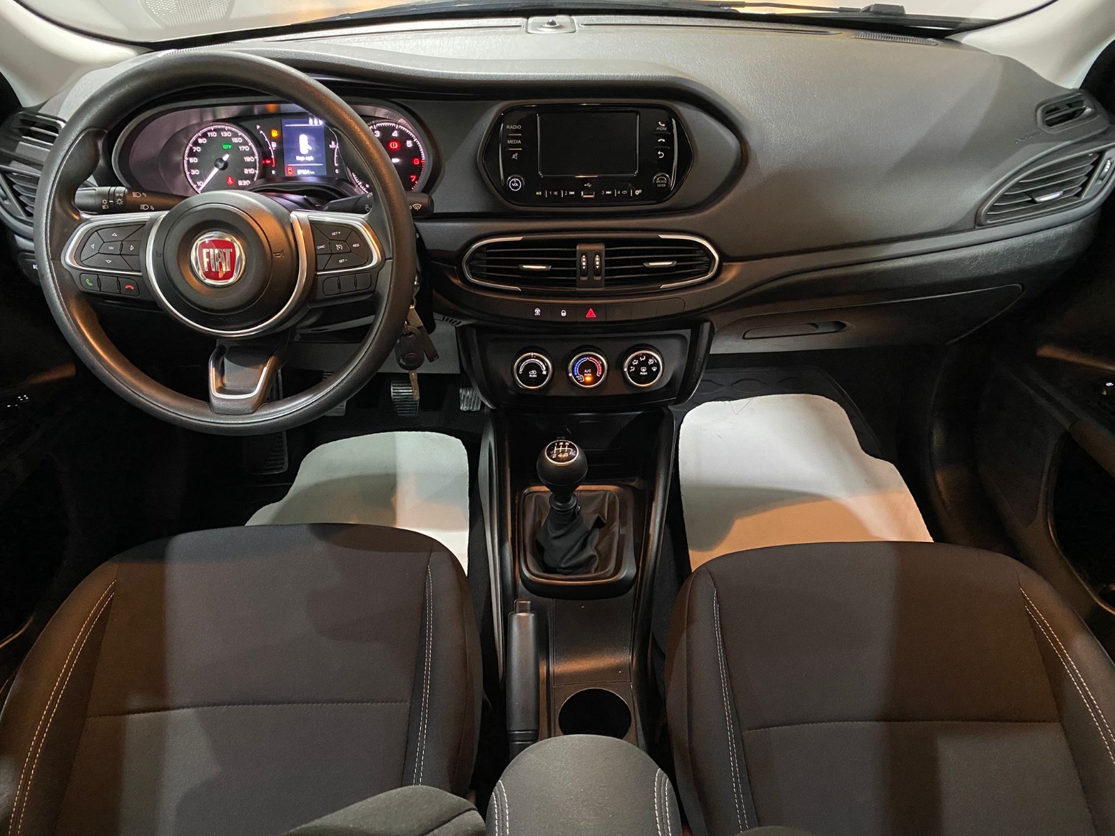 2024 Benzin Manuel Fiat Egea Beyaz Gürel Tasarım Aksesuar Otomotiv San. Tic. Ltd. Şti.