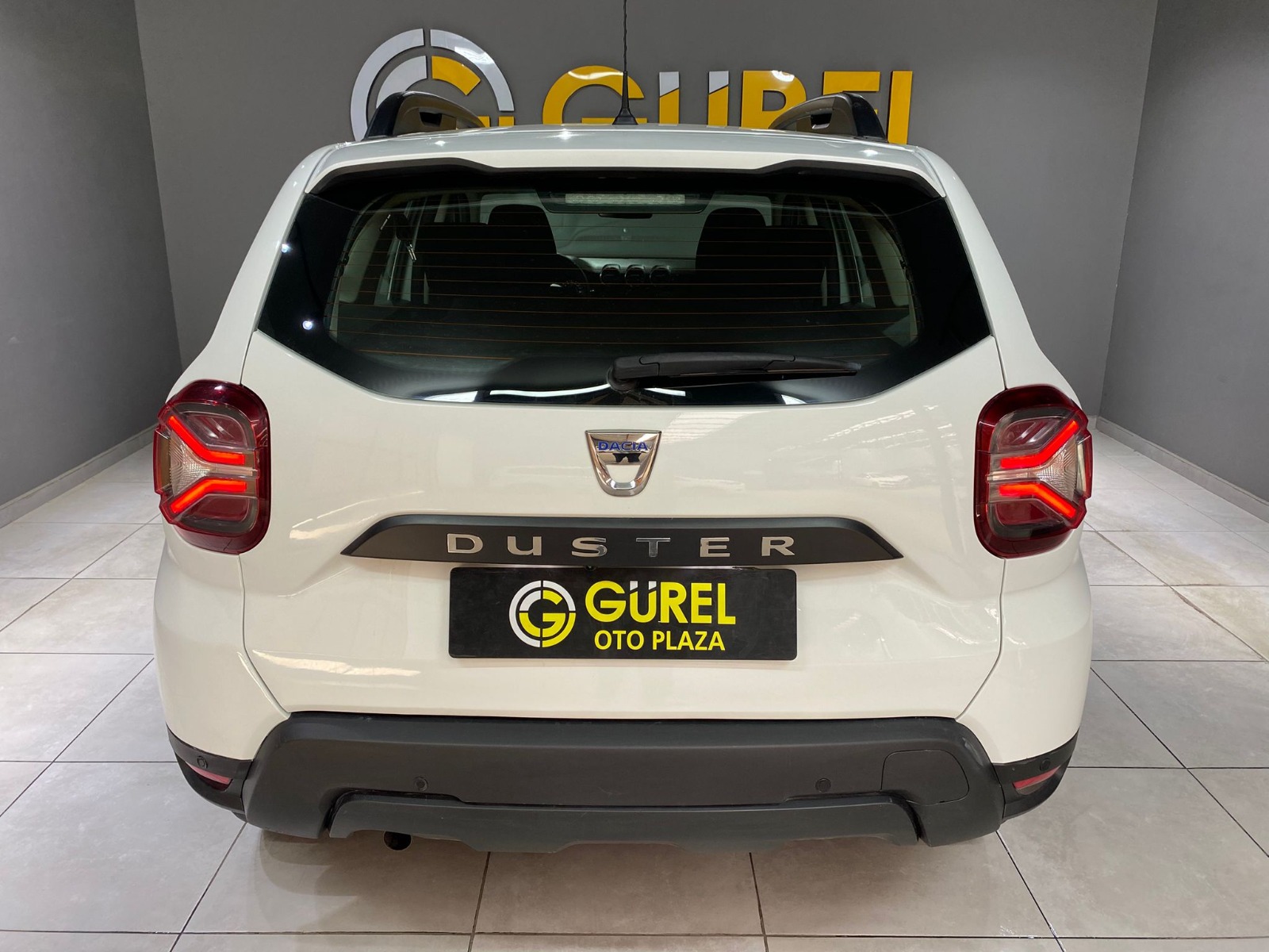 2022 Benzin Otomatik Dacia Duster Beyaz Gürel Tasarım Aksesuar Otomotiv San. Tic. Ltd. Şti.