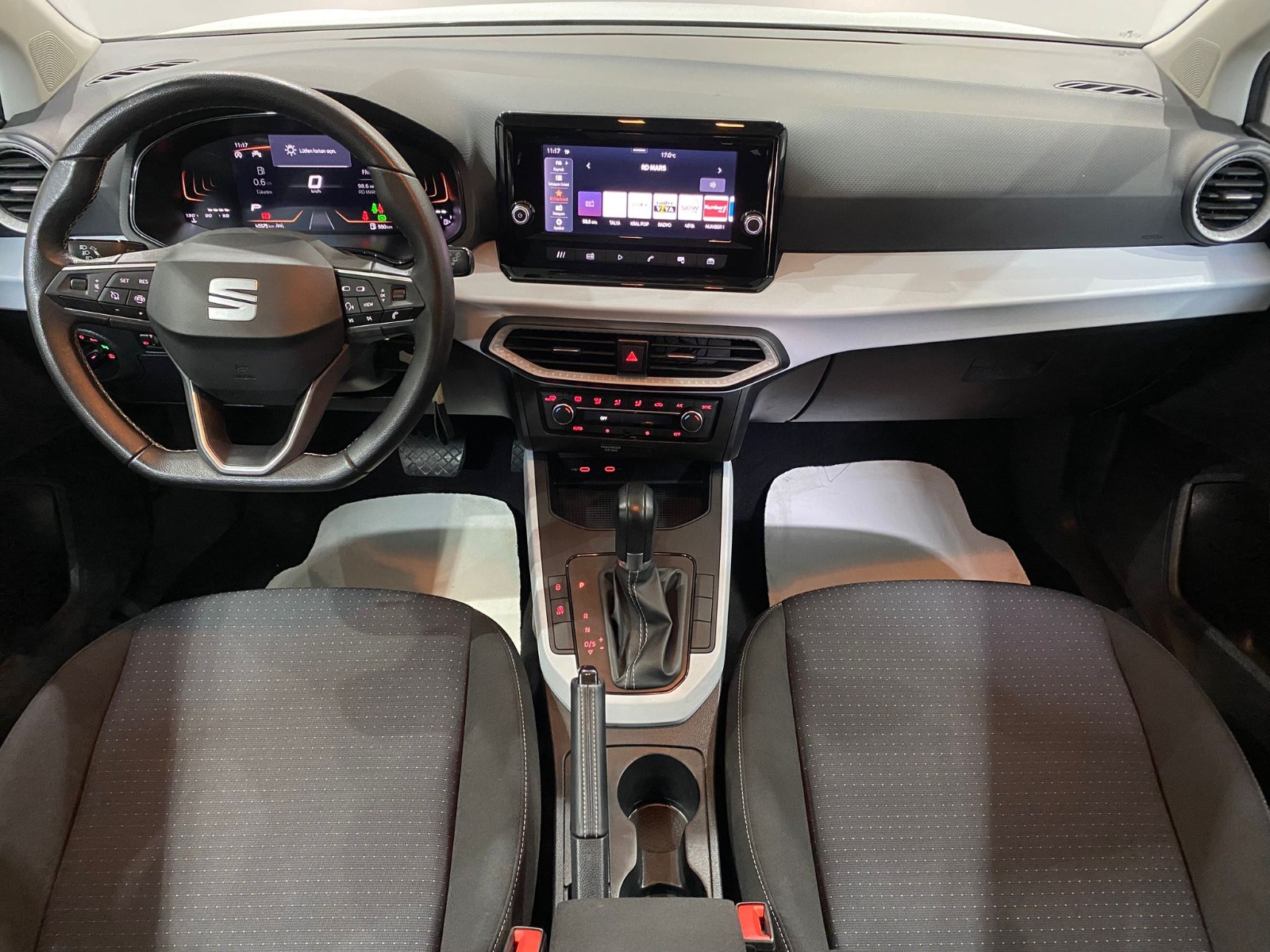 2024 Benzin Otomatik Seat Arona Beyaz Gürel Tasarım Aksesuar Otomotiv San. Tic. Ltd. Şti.